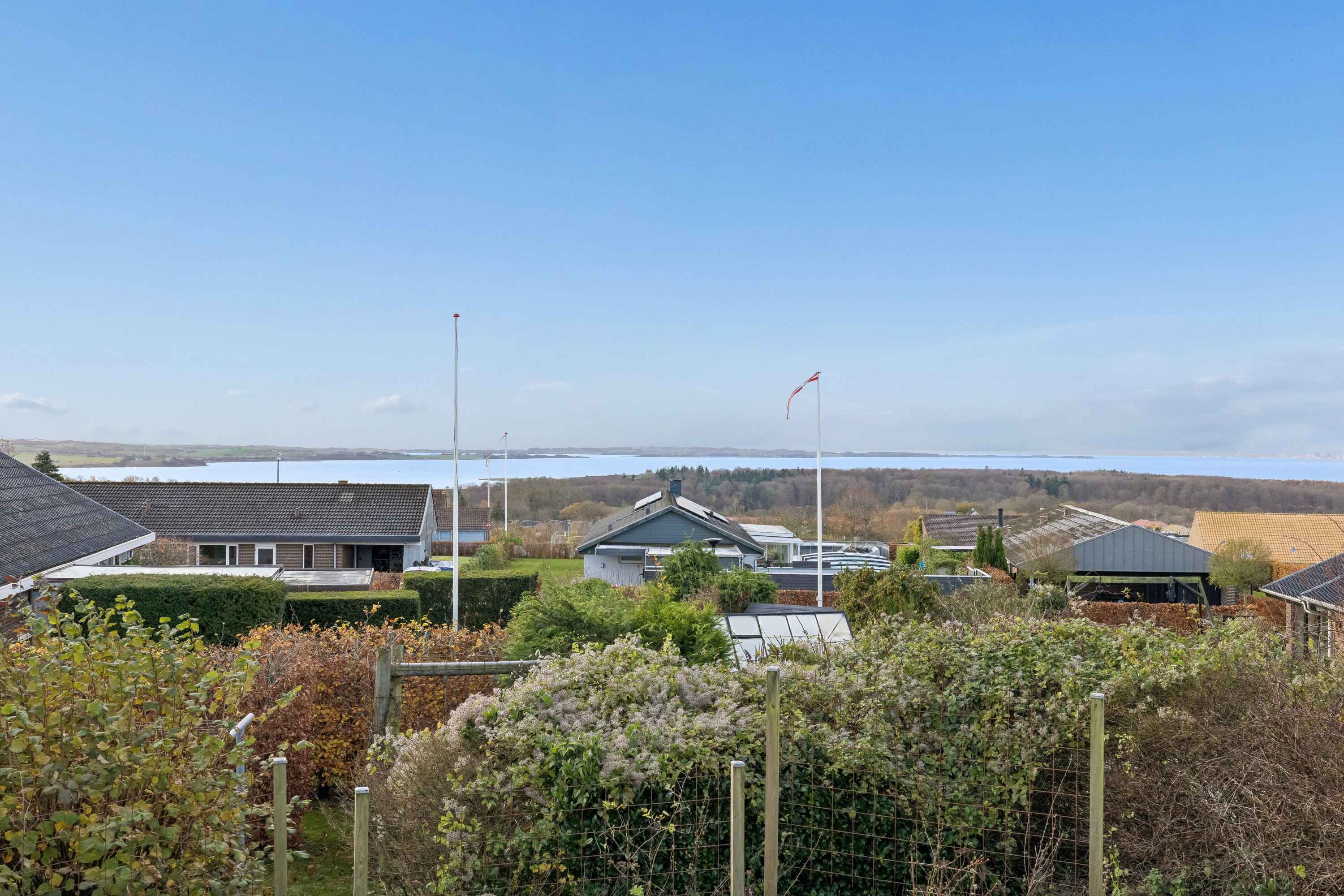 Fremhævet andet billede i fuldskærmstilstand. Billede af Baunevænget 17, 8410 Rønde