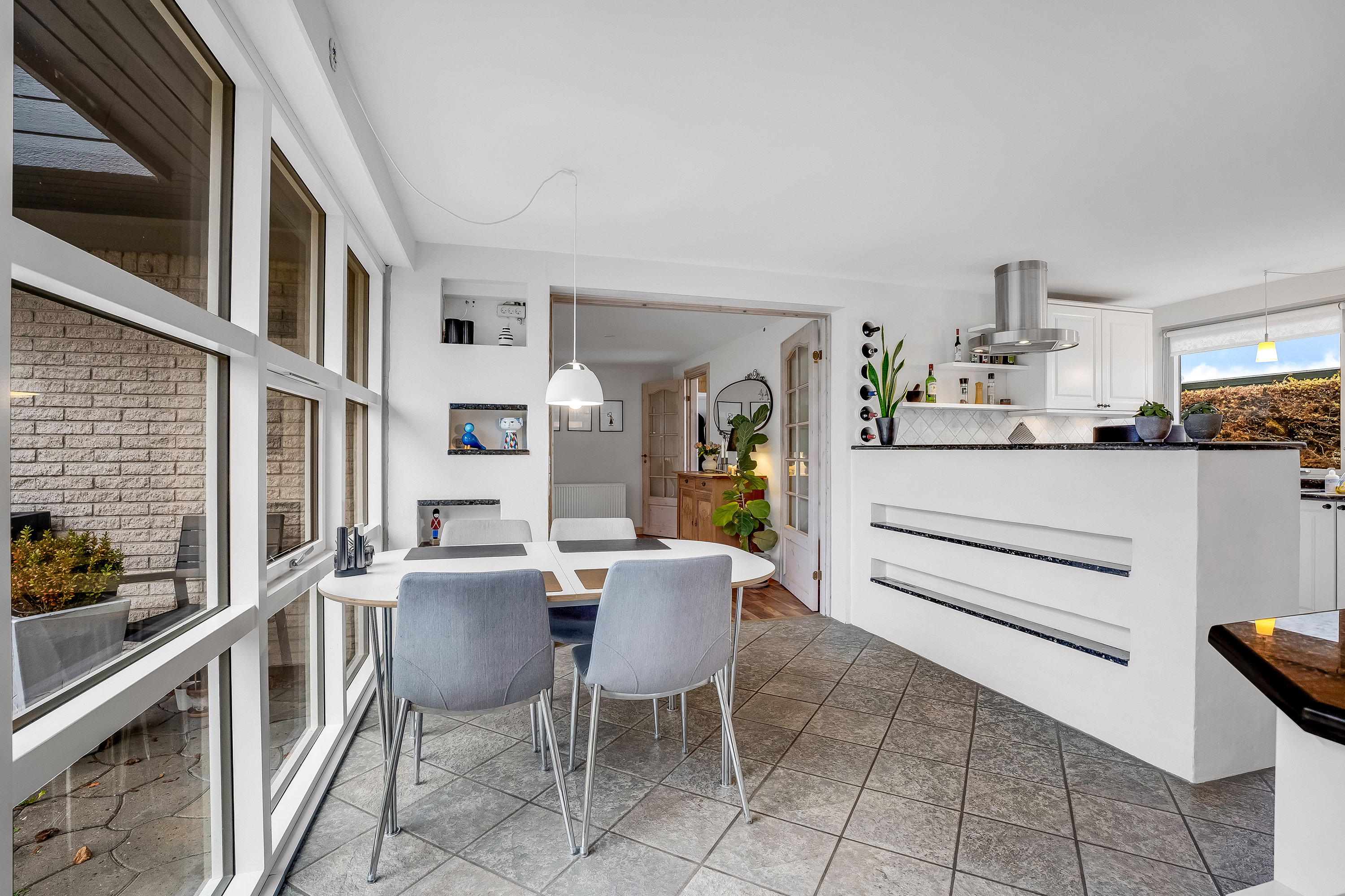 Fremhævet køkken alrum billede i fuldskærmstilstand. Billede af Bregnevej 5, 4930 Maribo