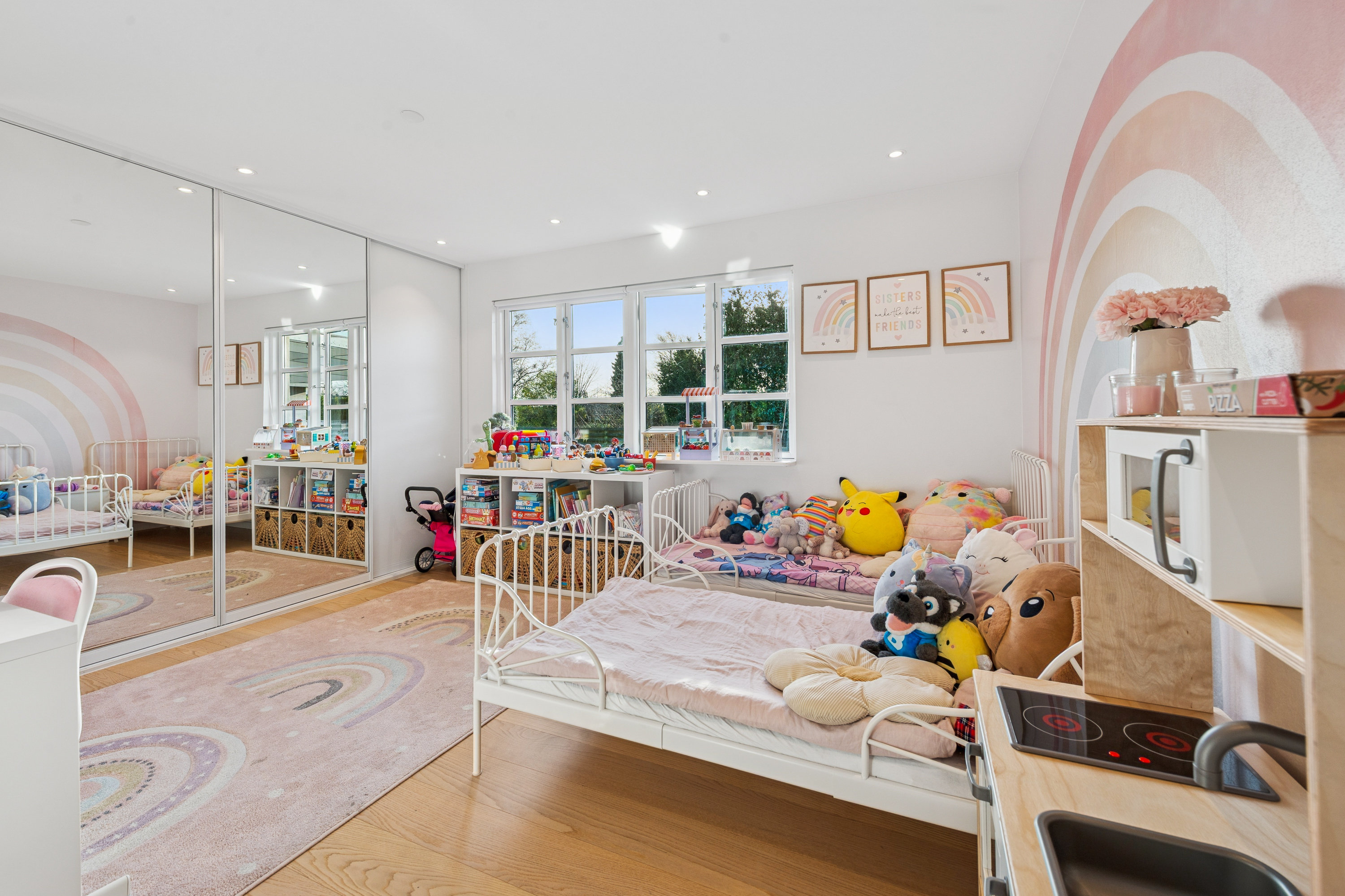 Fremhævet værelse billede i fuldskærmstilstand. Billede af Løvager 1, 2670 Greve