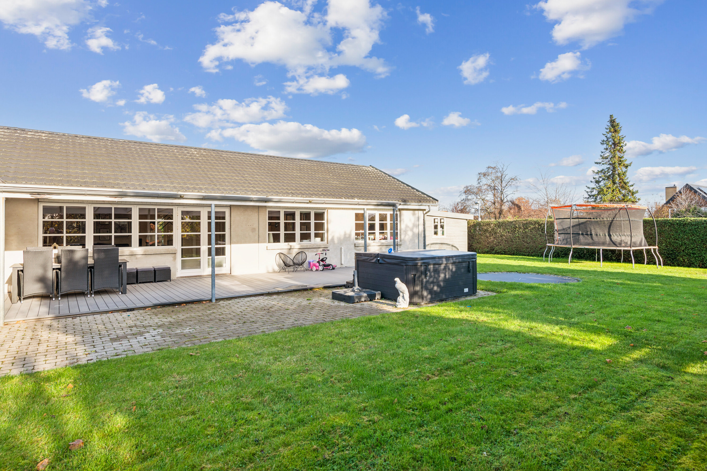 Fremhævet ejendommen billede i fuldskærmstilstand. Billede af Løvager 1, 2670 Greve