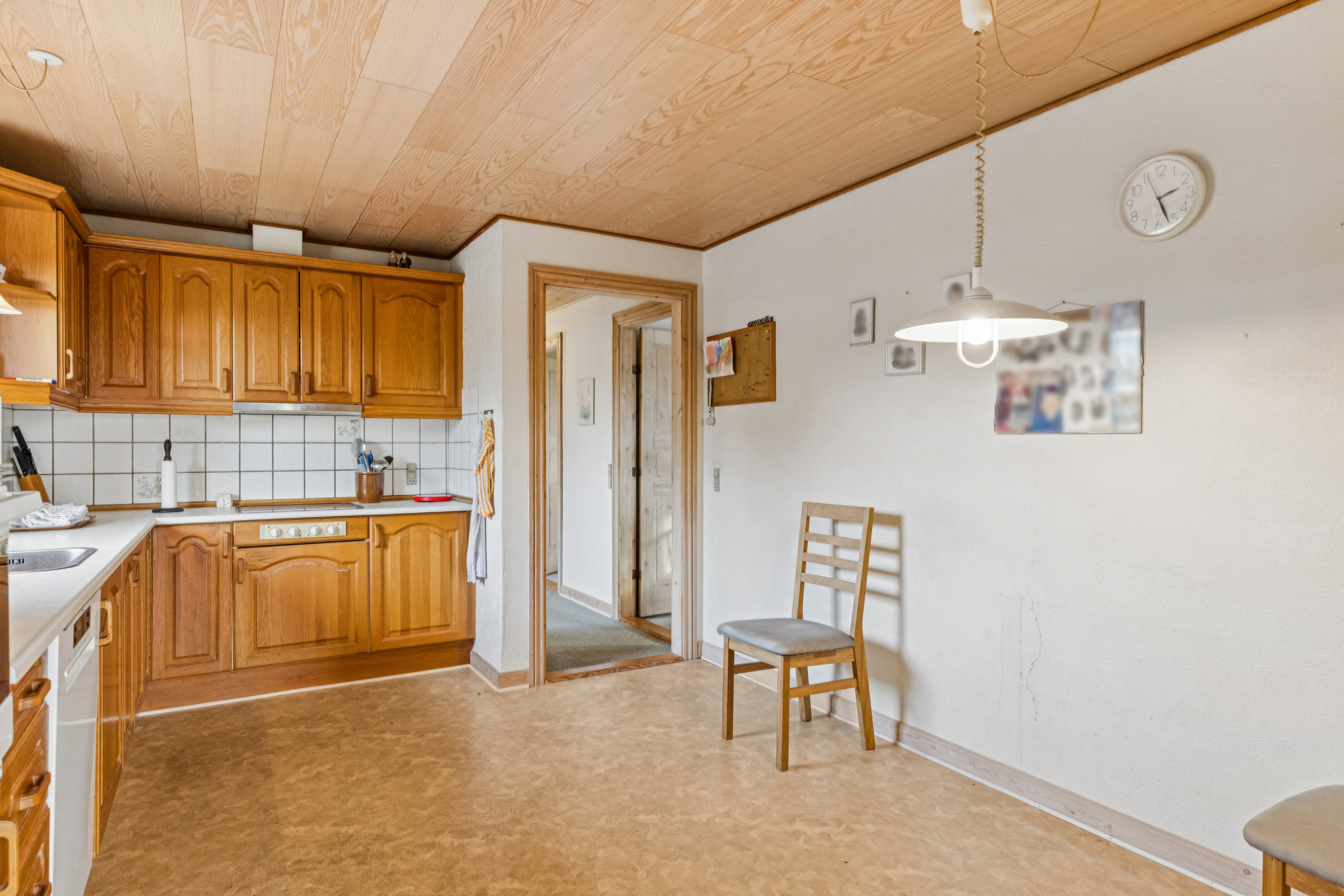 Fremhævet køkken billede i fuldskærmstilstand. Billede af Roagervej 281, Kirkeby, 6760 Ribe