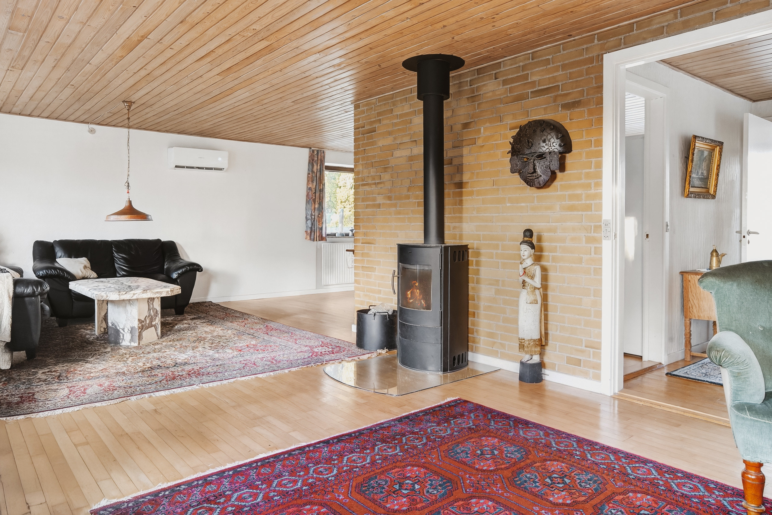 Fremhævet stue billede i fuldskærmstilstand. Billede af Pæremosevej 33, 2750 Ballerup