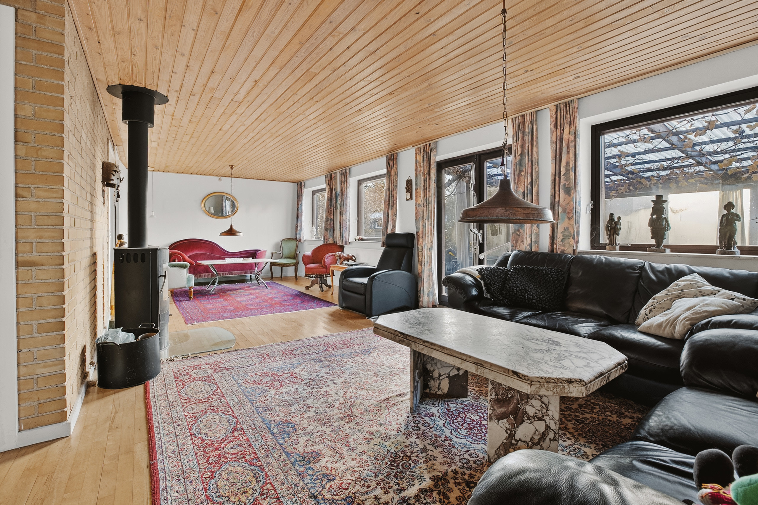 Fremhævet stue billede i fuldskærmstilstand. Billede af Pæremosevej 33, 2750 Ballerup