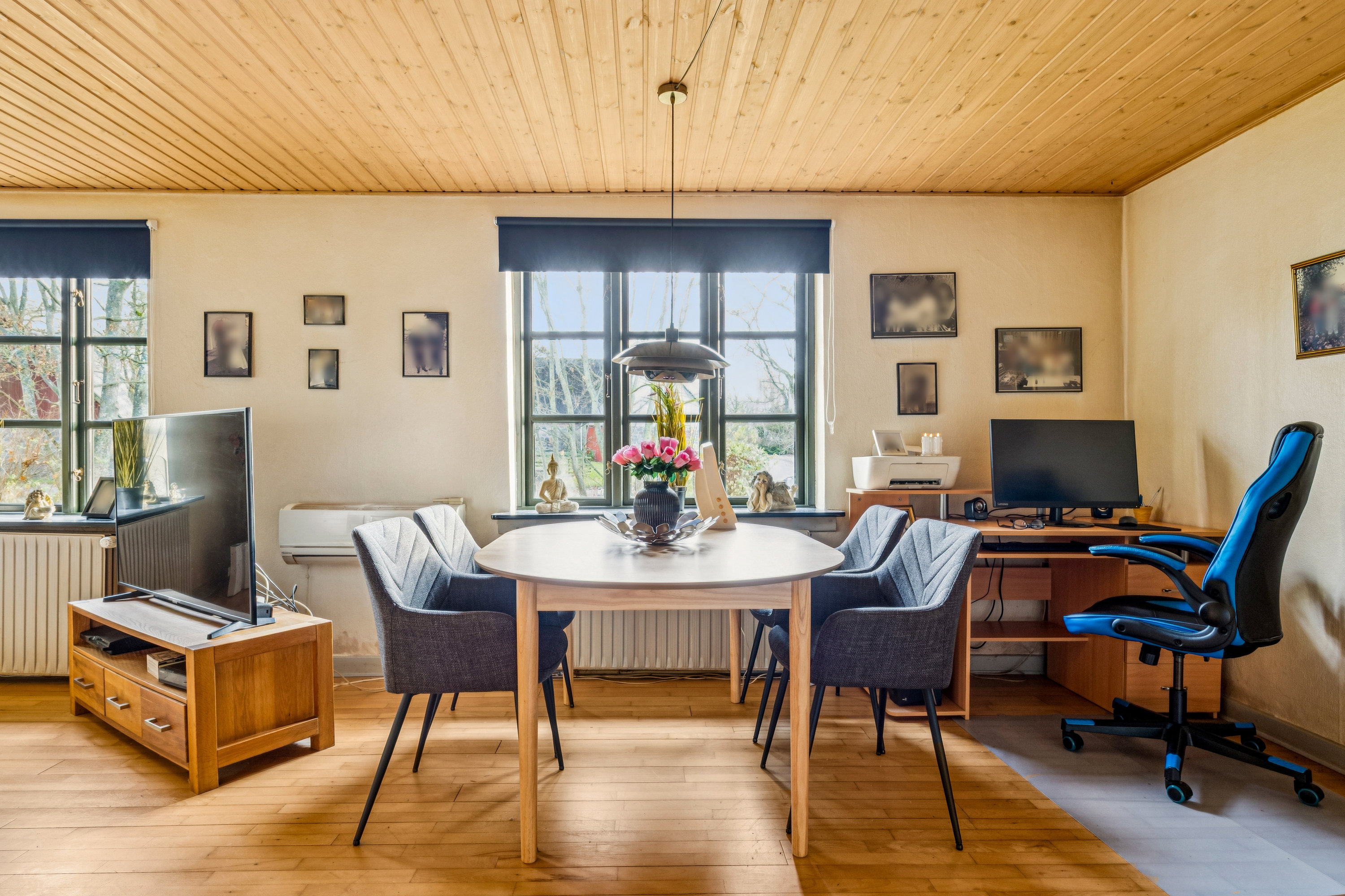 Fremhævet stue billede i fuldskærmstilstand. Billede af Tolstrupvej 14, Tolstrup, 4100 Ringsted