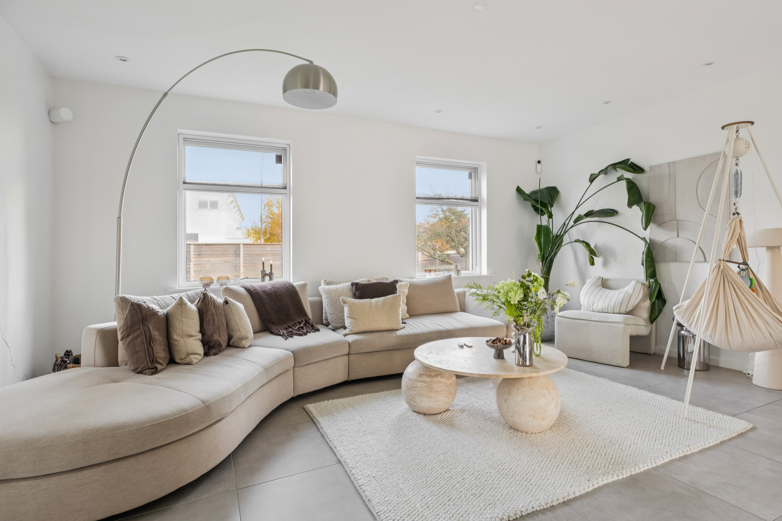 Fremhævet stue billede i fuldskærmstilstand. Billede af Strandvejen 96, 4600 Køge