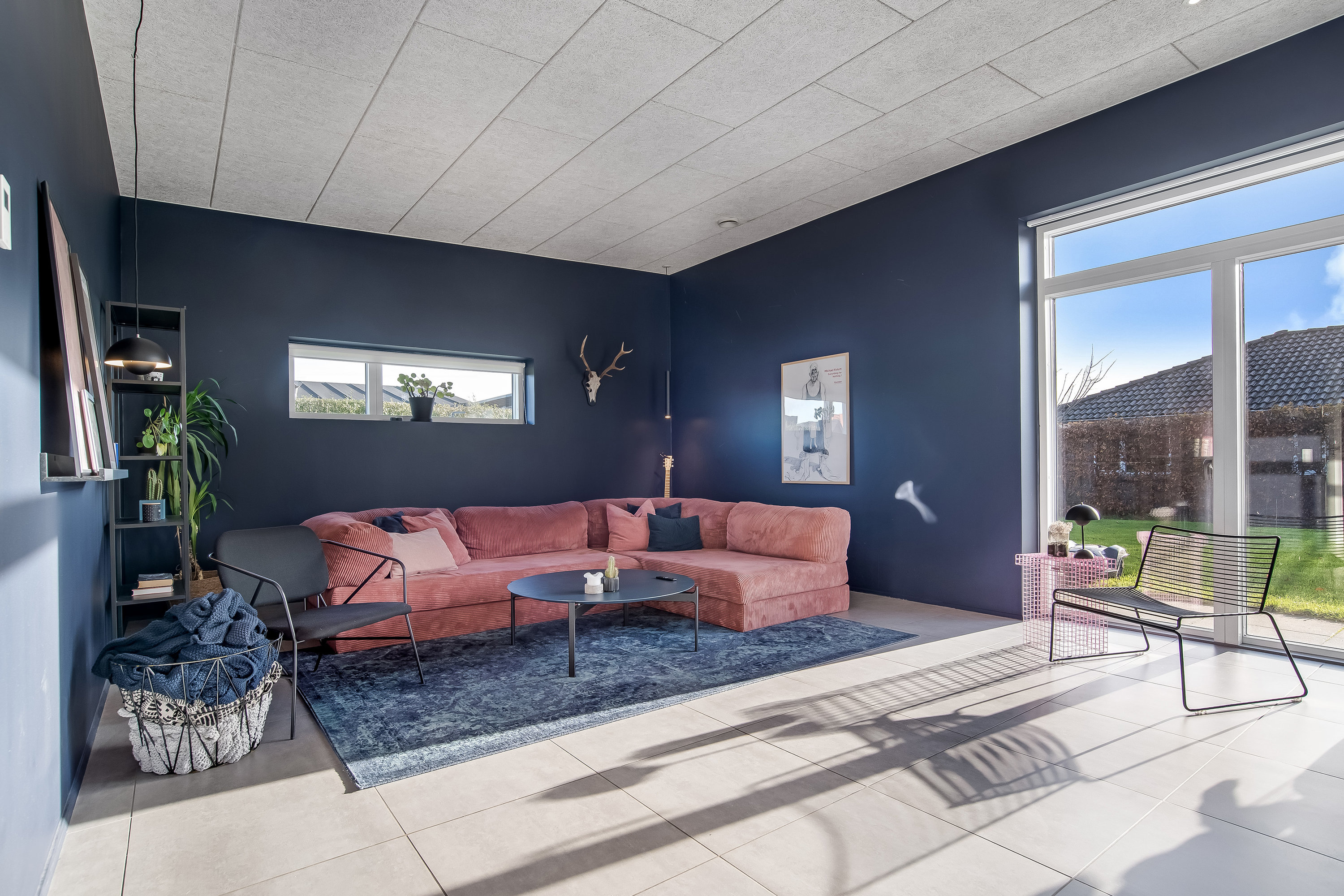 Fremhævet stue billede i fuldskærmstilstand. Billede af Dolken 1, Mejrup, 7500 Holstebro