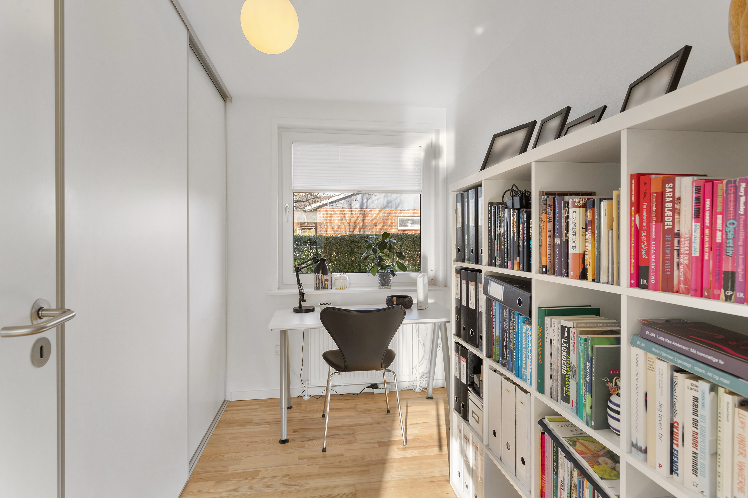 Fremhævet værelse billede i fuldskærmstilstand. Billede af Søren Vestergaards Vej 3, 9760 Vrå