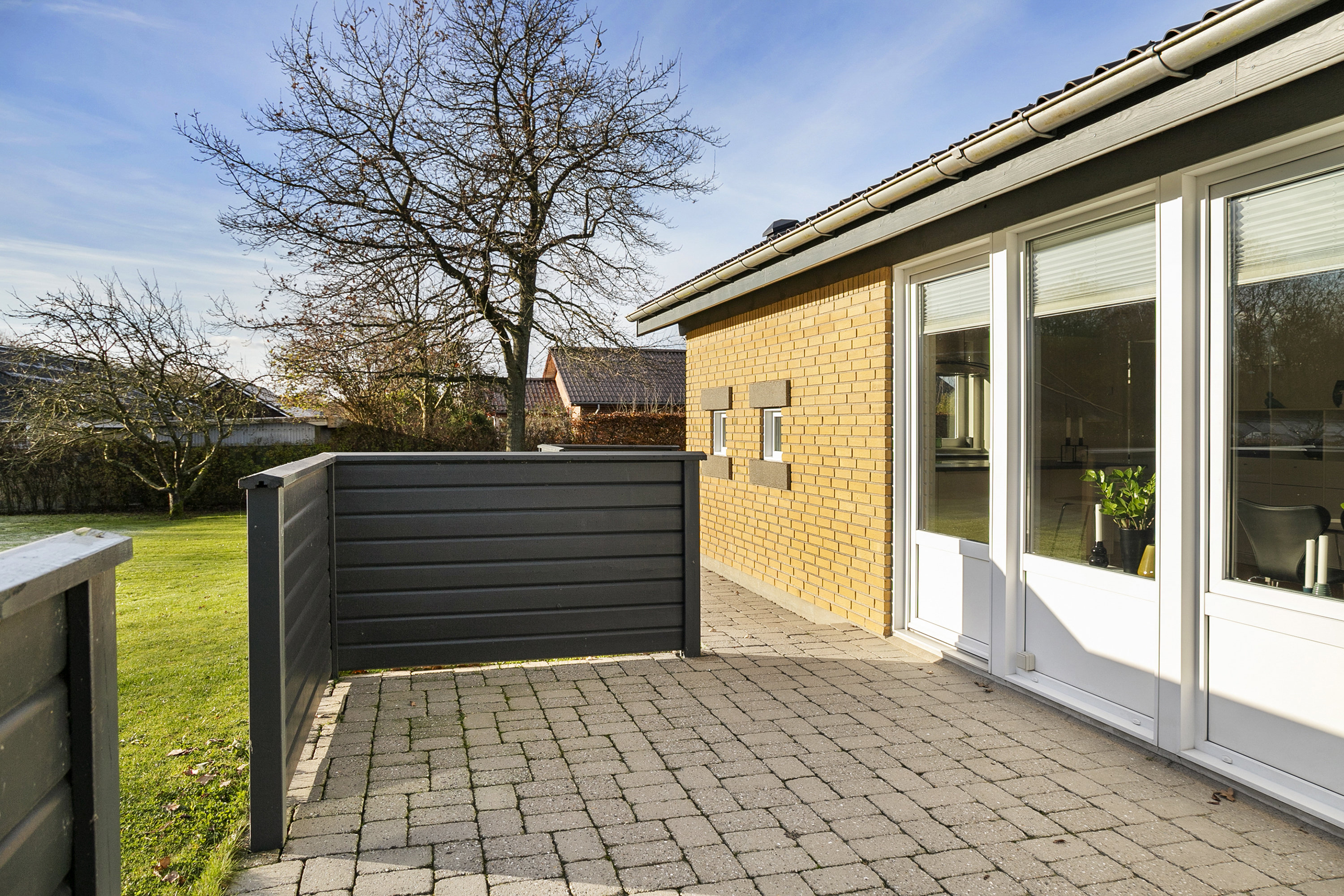 Fremhævet terrasse billede i fuldskærmstilstand. Billede af Søren Vestergaards Vej 3, 9760 Vrå