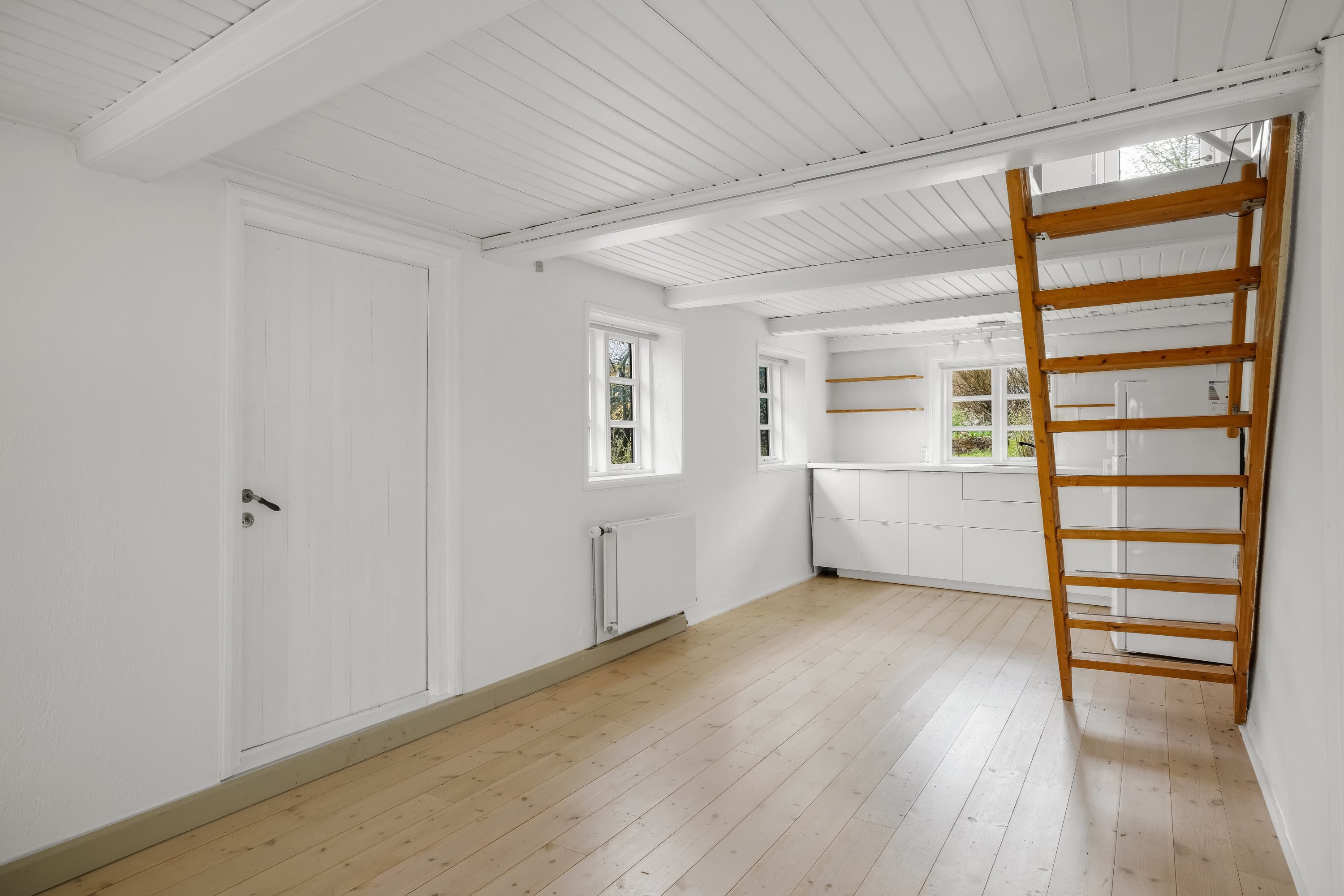 Fremhævet køkken/alrum billede i fuldskærmstilstand. Billede af Trindballevej 15, Ormslev, 8260 Viby J