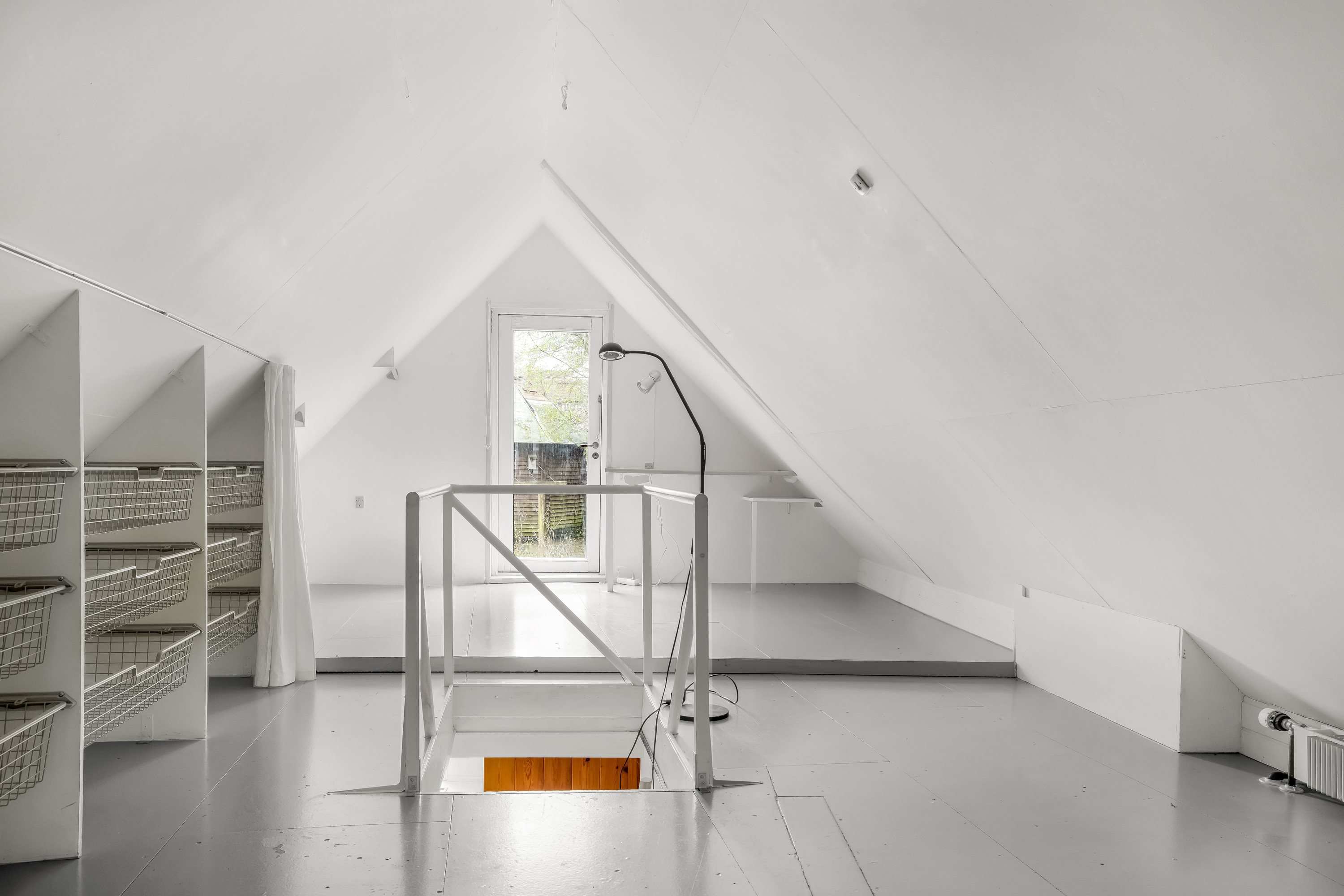 Fremhævet loft/disponibelt rum billede i fuldskærmstilstand. Billede af Trindballevej 15, Ormslev, 8260 Viby J