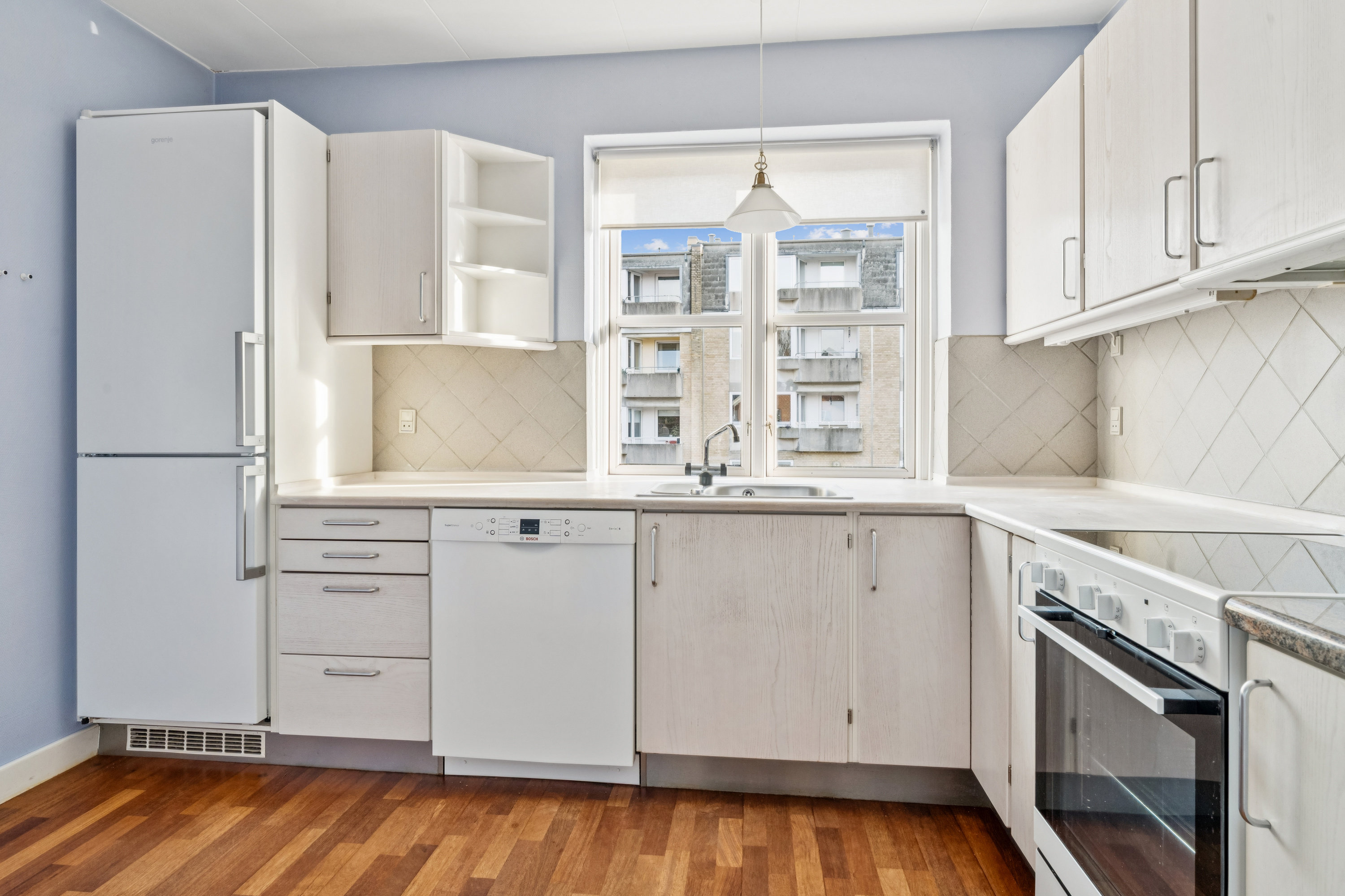 Fremhævet køkken billede i fuldskærmstilstand. Billede af Snerlevej 8, 9000 Aalborg