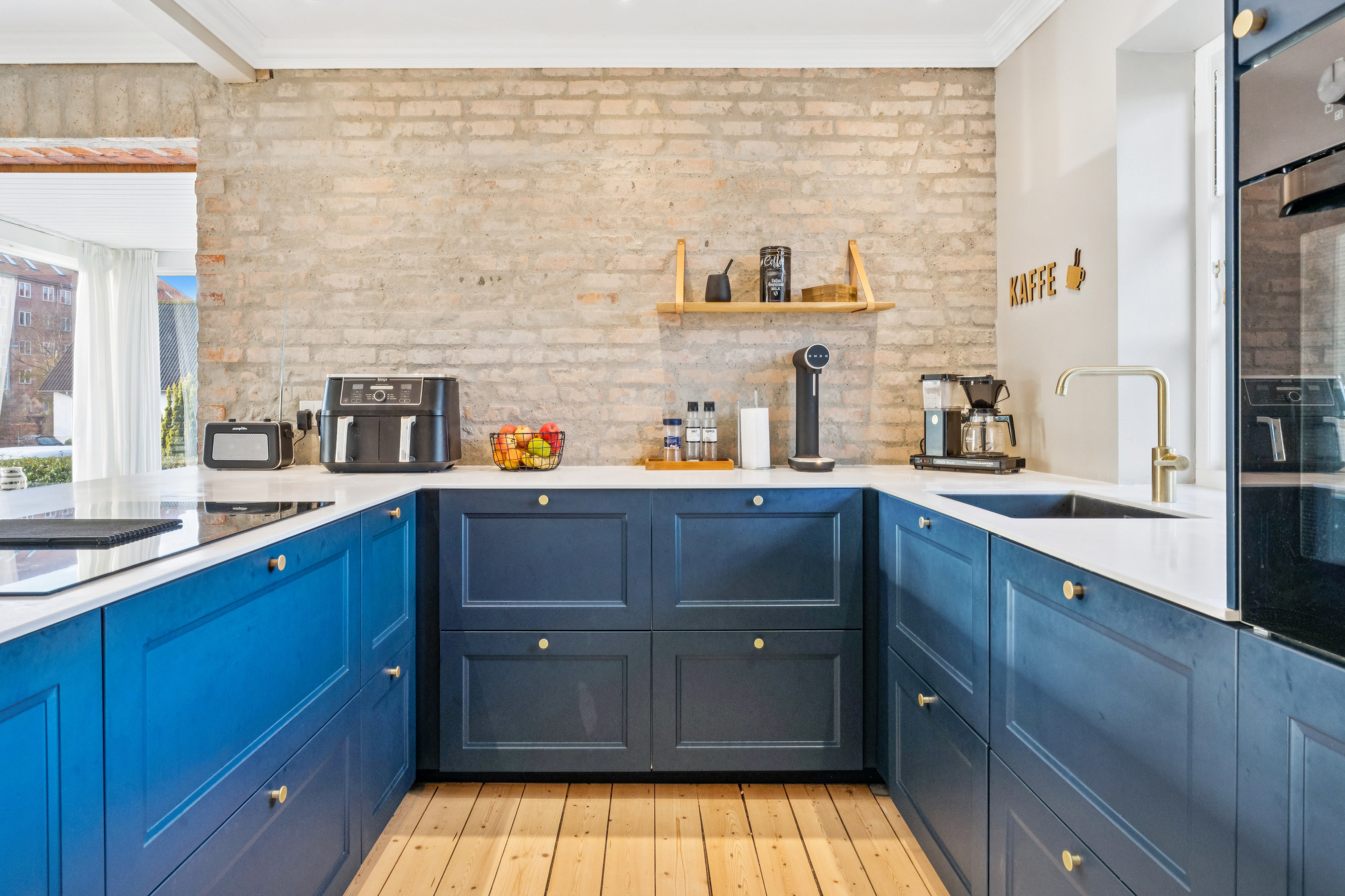 Fremhævet køkken billede i fuldskærmstilstand. Billede af Poul Buås Vej 6, 9000 Aalborg