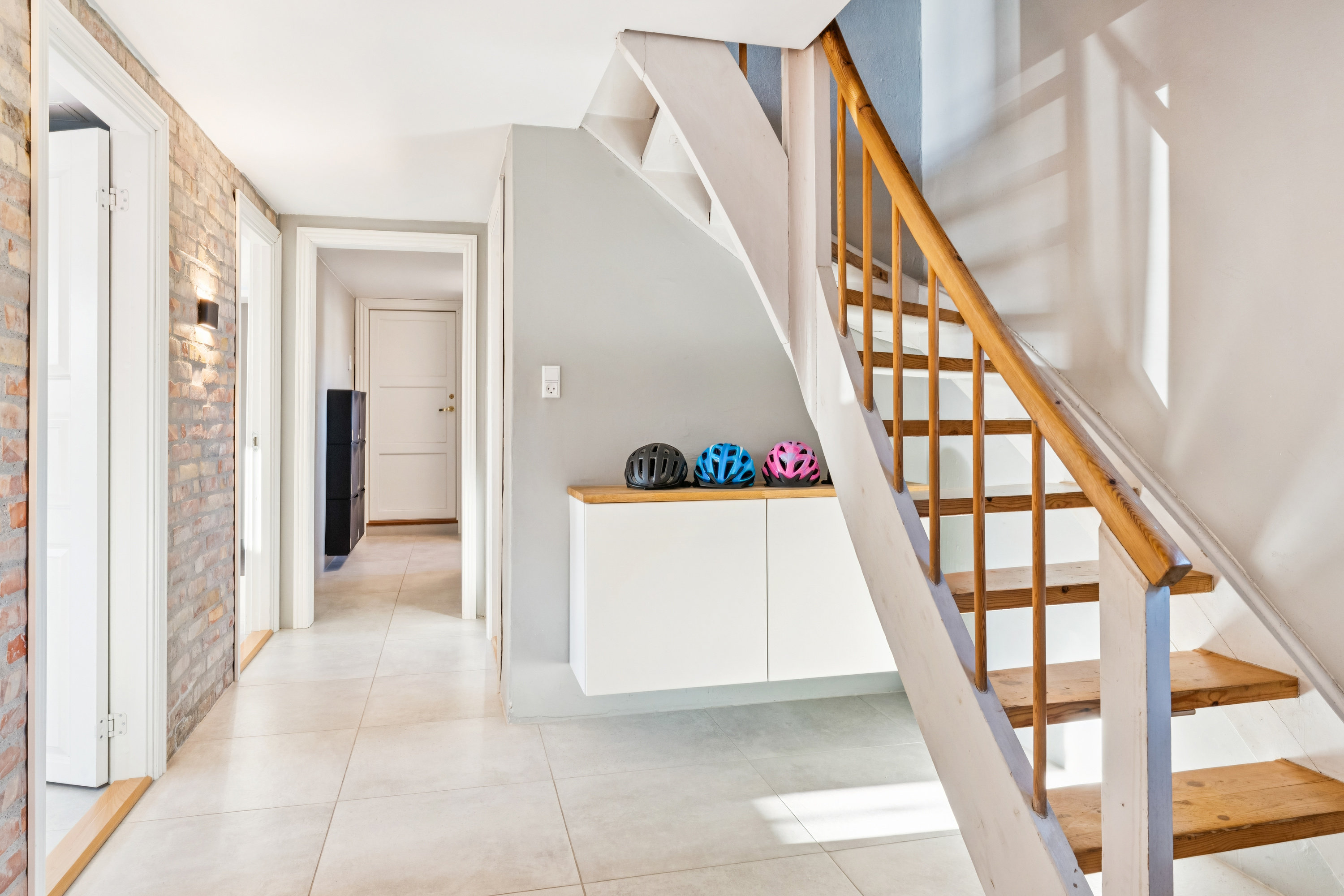 Fremhævet gang billede i fuldskærmstilstand. Billede af Poul Buås Vej 6, 9000 Aalborg