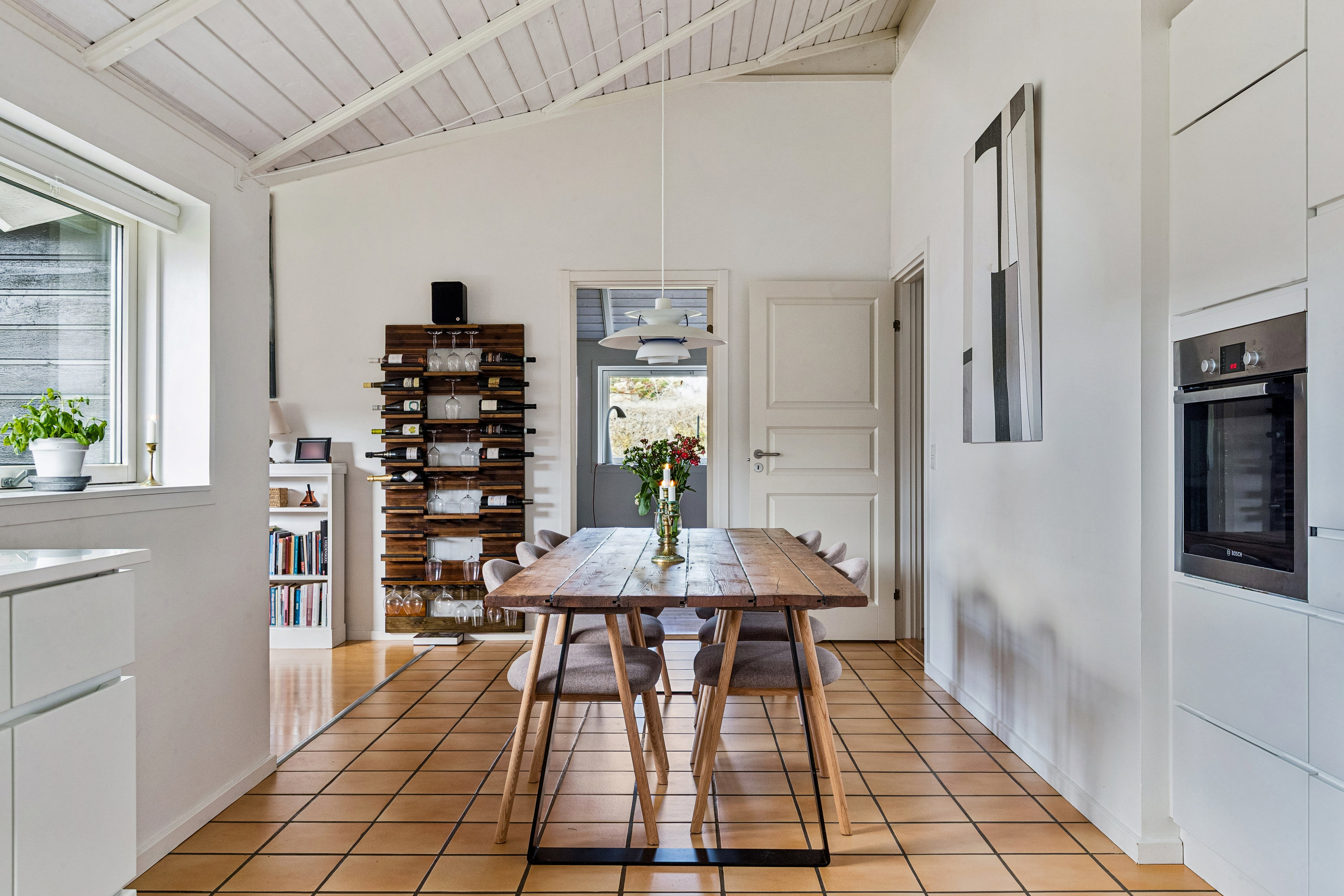 Fremhævet køkken billede i fuldskærmstilstand. Billede af Turbinevej 38, 3150 Hellebæk