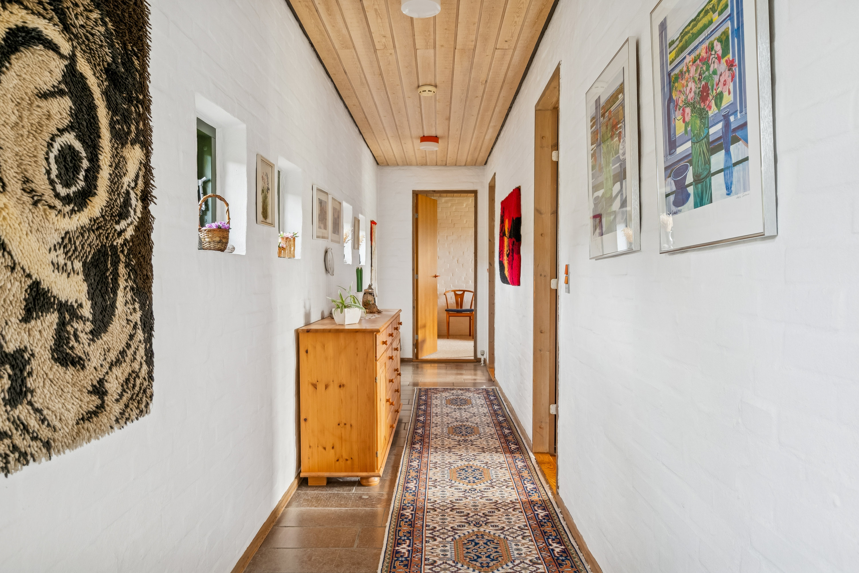 Fremhævet gang billede i fuldskærmstilstand. Billede af Kanehaven 8, 8240 Risskov