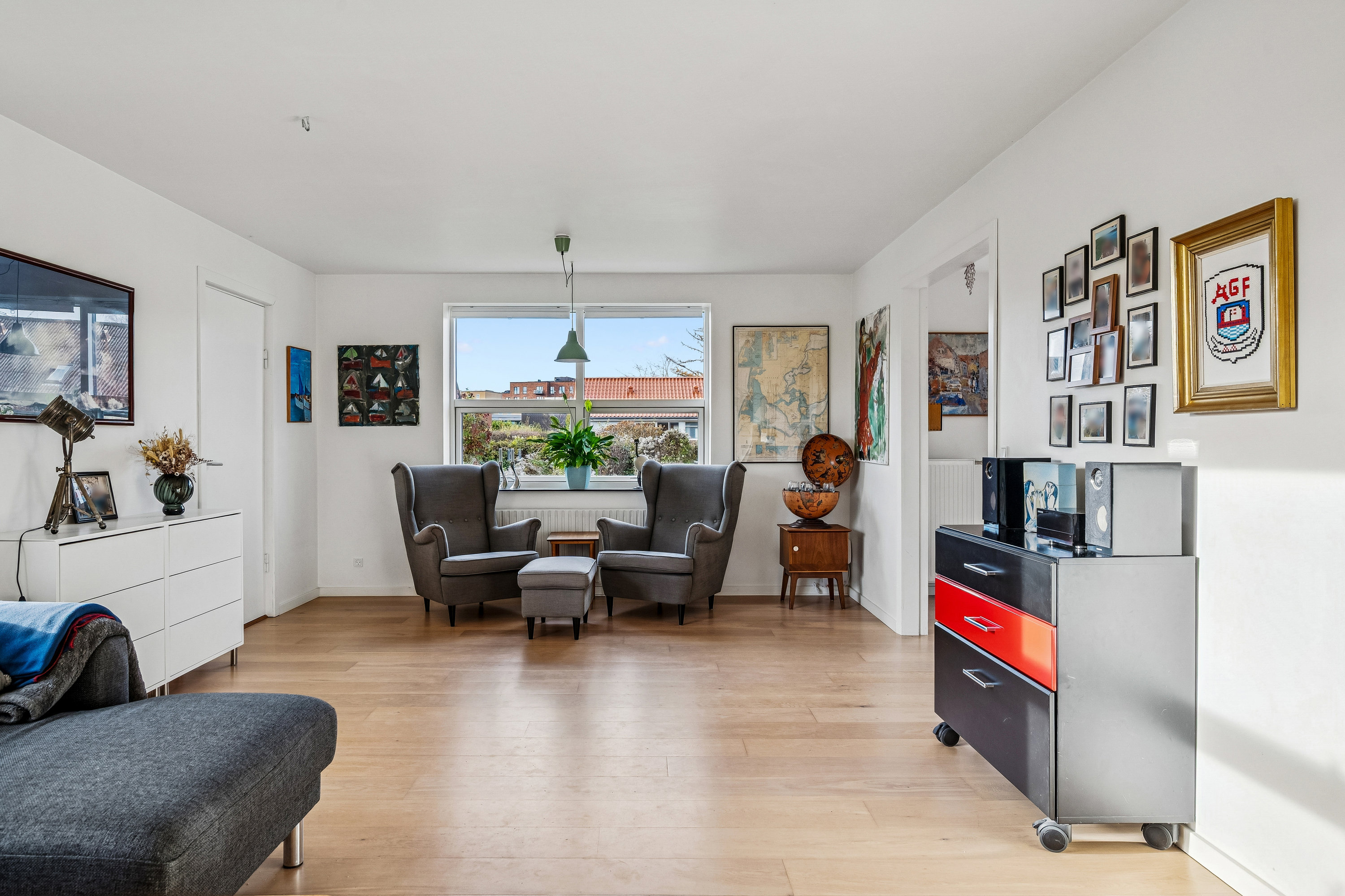 Fremhævet stue billede i fuldskærmstilstand. Billede af Fuglsøvej 4, 8240 Risskov