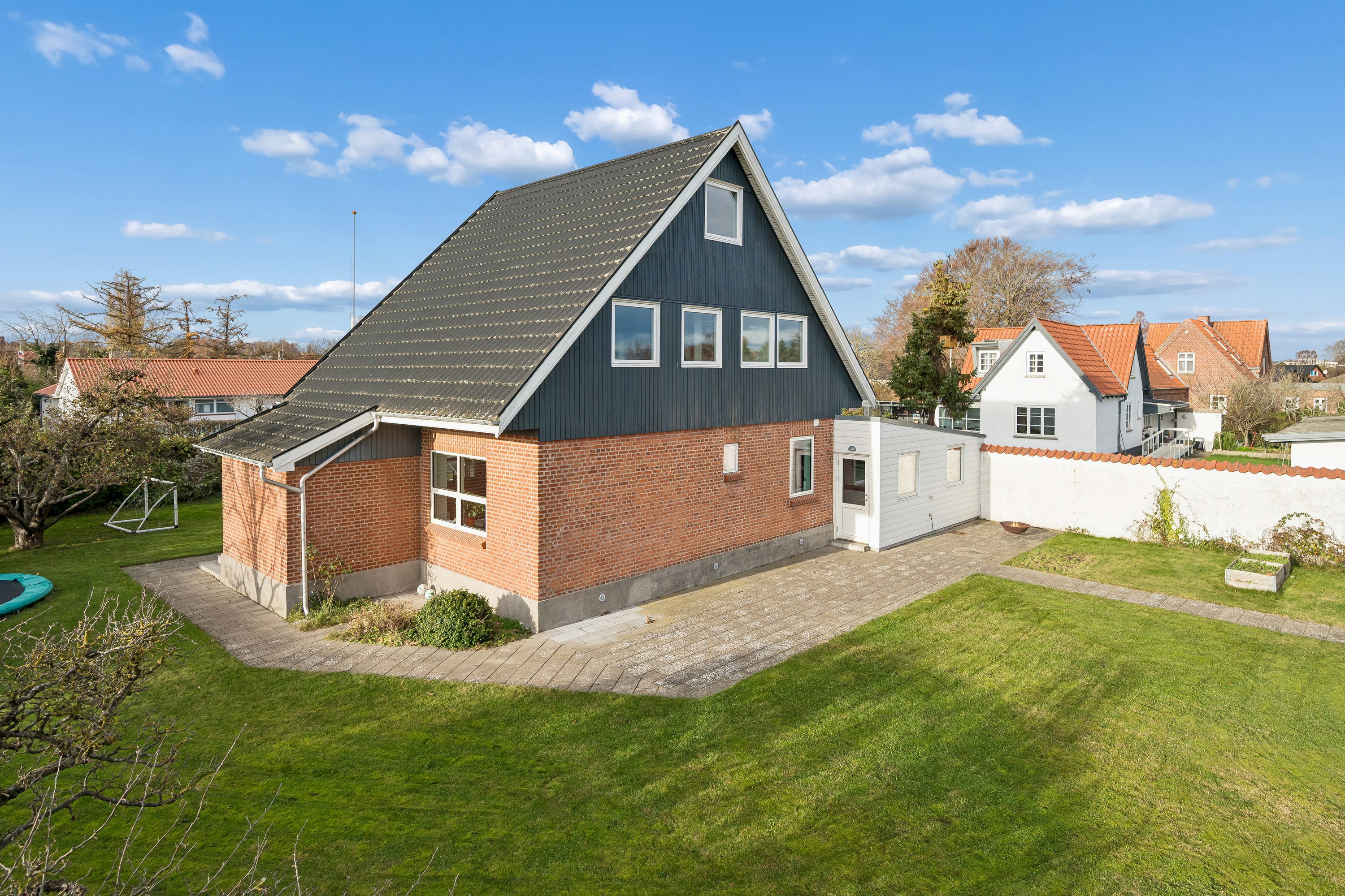 Fremhævet andet billede i fuldskærmstilstand. Billede af Fuglsøvej 4, 8240 Risskov