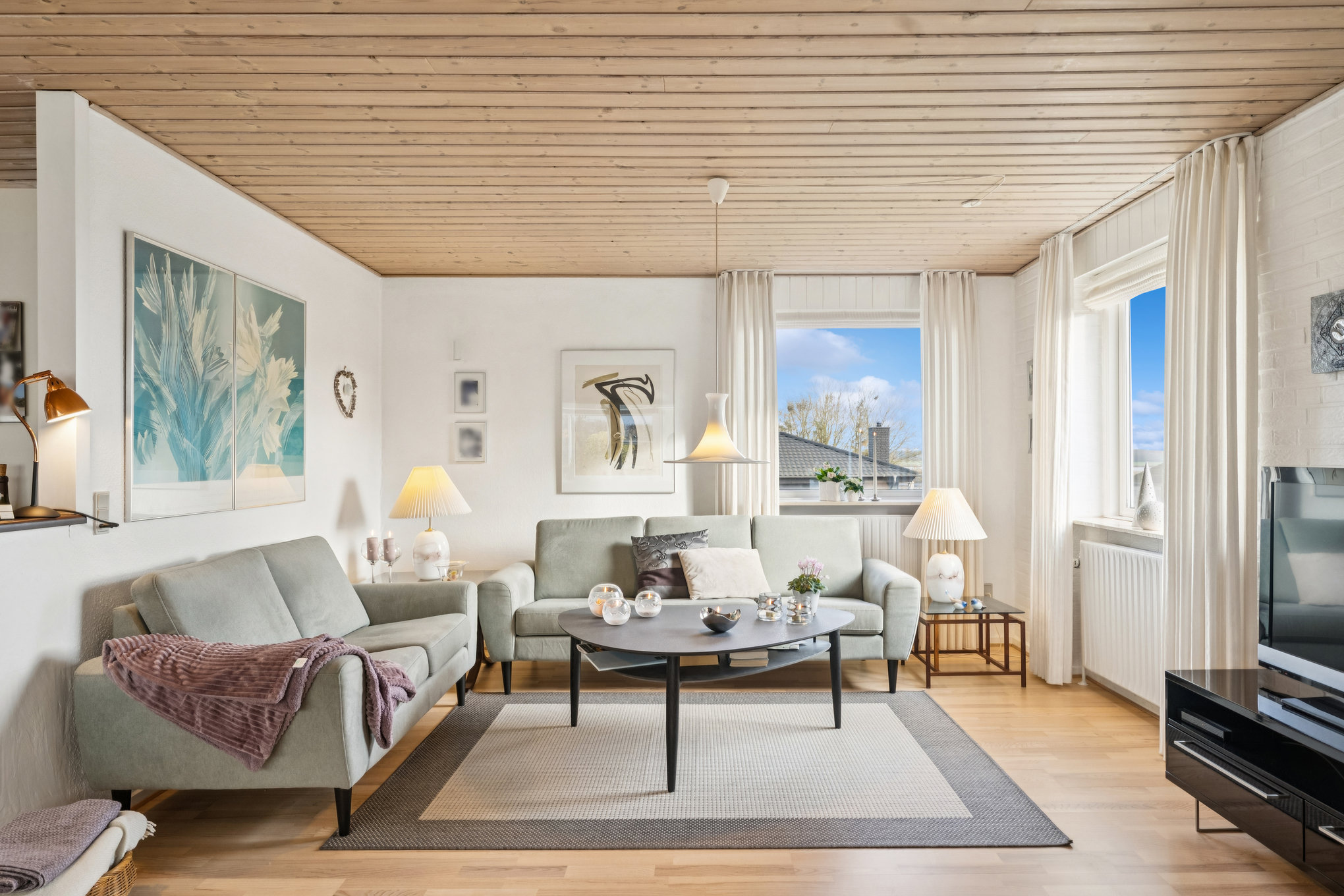 Fremhævet stue billede i fuldskærmstilstand. Billede af Fjordbakken 4, Mellerup, 8930 Randers NØ