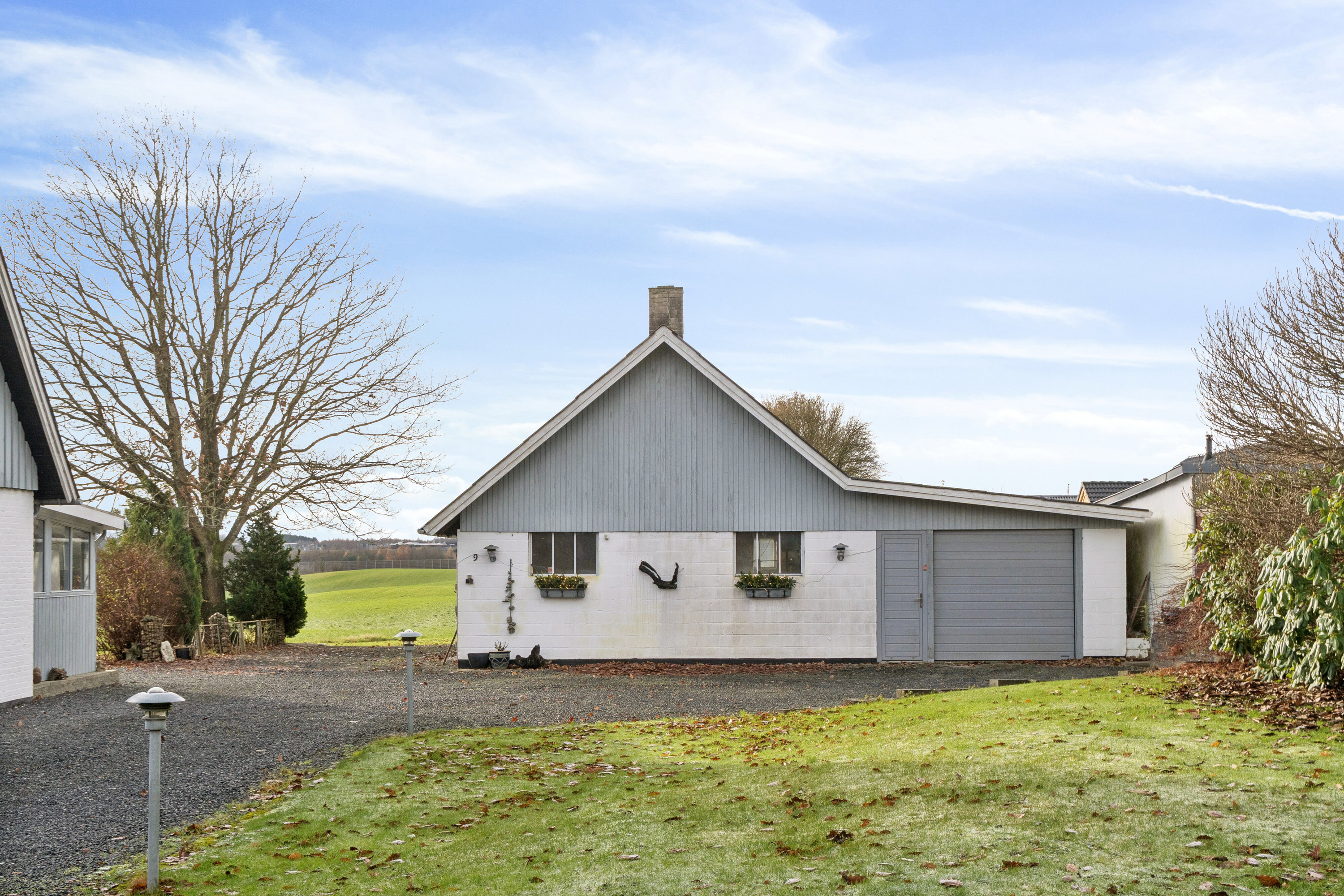 Fremhævet set fra vejen billede i fuldskærmstilstand. Billede af Funder Kirkevej 9, 8600 Silkeborg