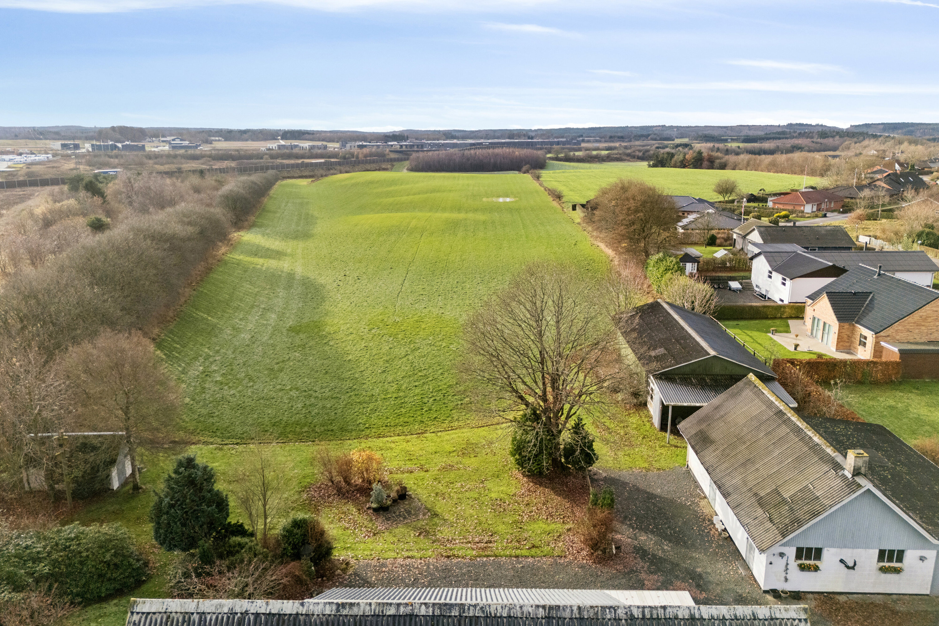 Miniaturebillede 1: luftfoto. Billede af Funder Kirkevej 9, 8600 Silkeborg