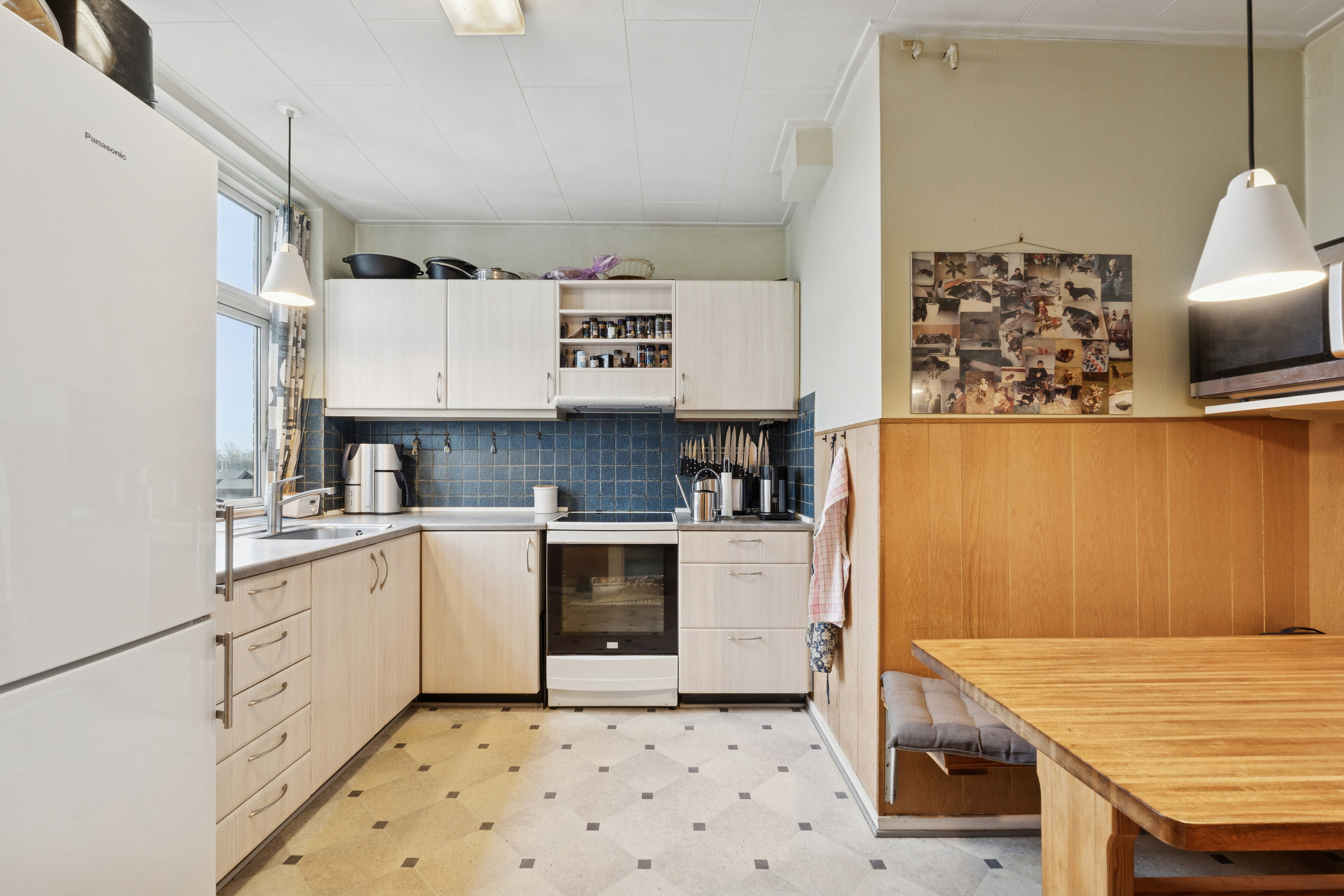 Fremhævet køkken billede i fuldskærmstilstand. Billede af Dyrehavevej 21, 5800 Nyborg