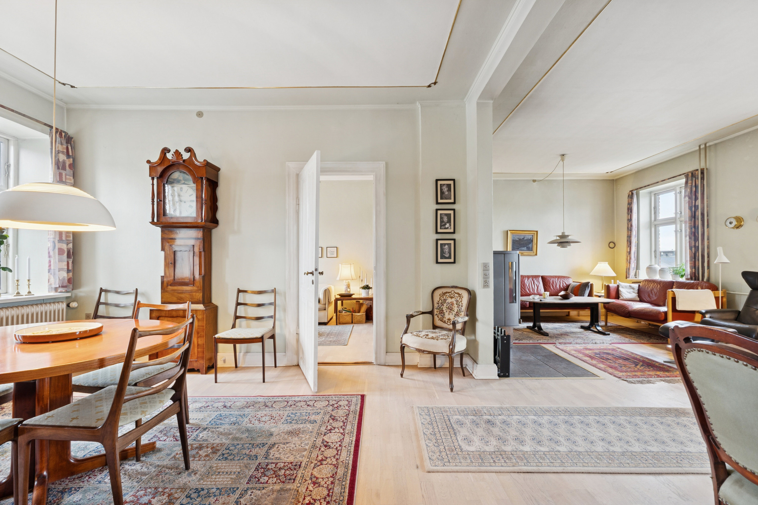 Fremhævet spisestue billede i fuldskærmstilstand. Billede af Dyrehavevej 21, 5800 Nyborg