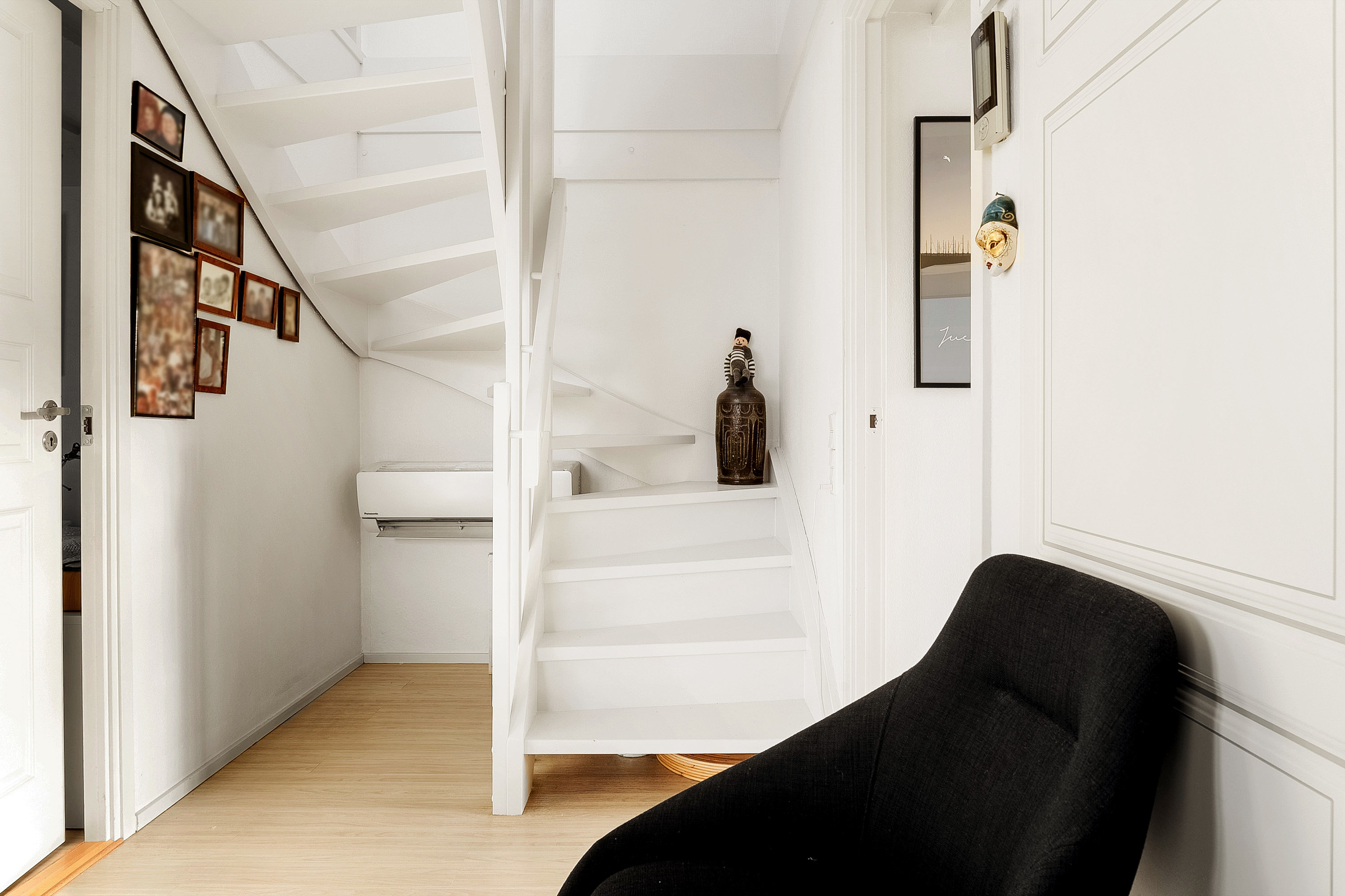 Fremhævet værelse billede i fuldskærmstilstand. Billede af Strandvejen 1E, 7130 Juelsminde