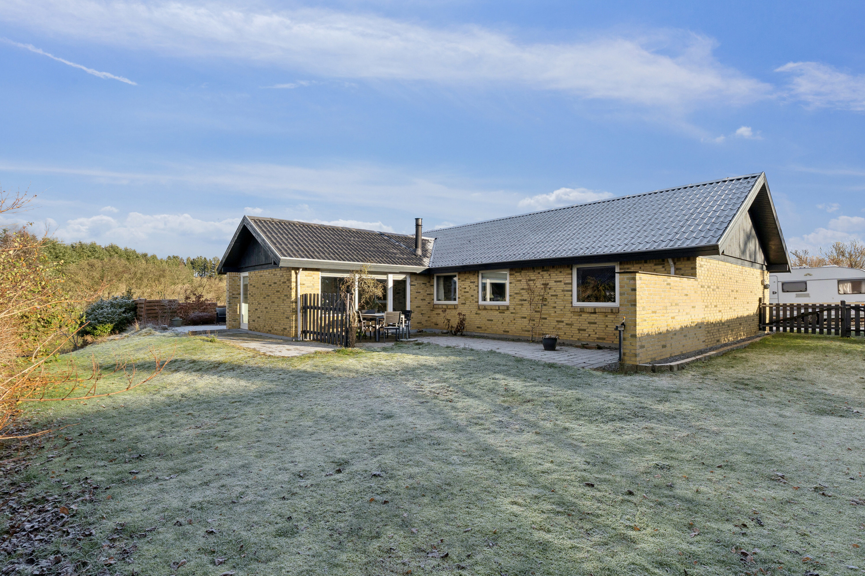 Villa: Set fra haven på Kærvænget 11, Astrup, 9800 Hjørring