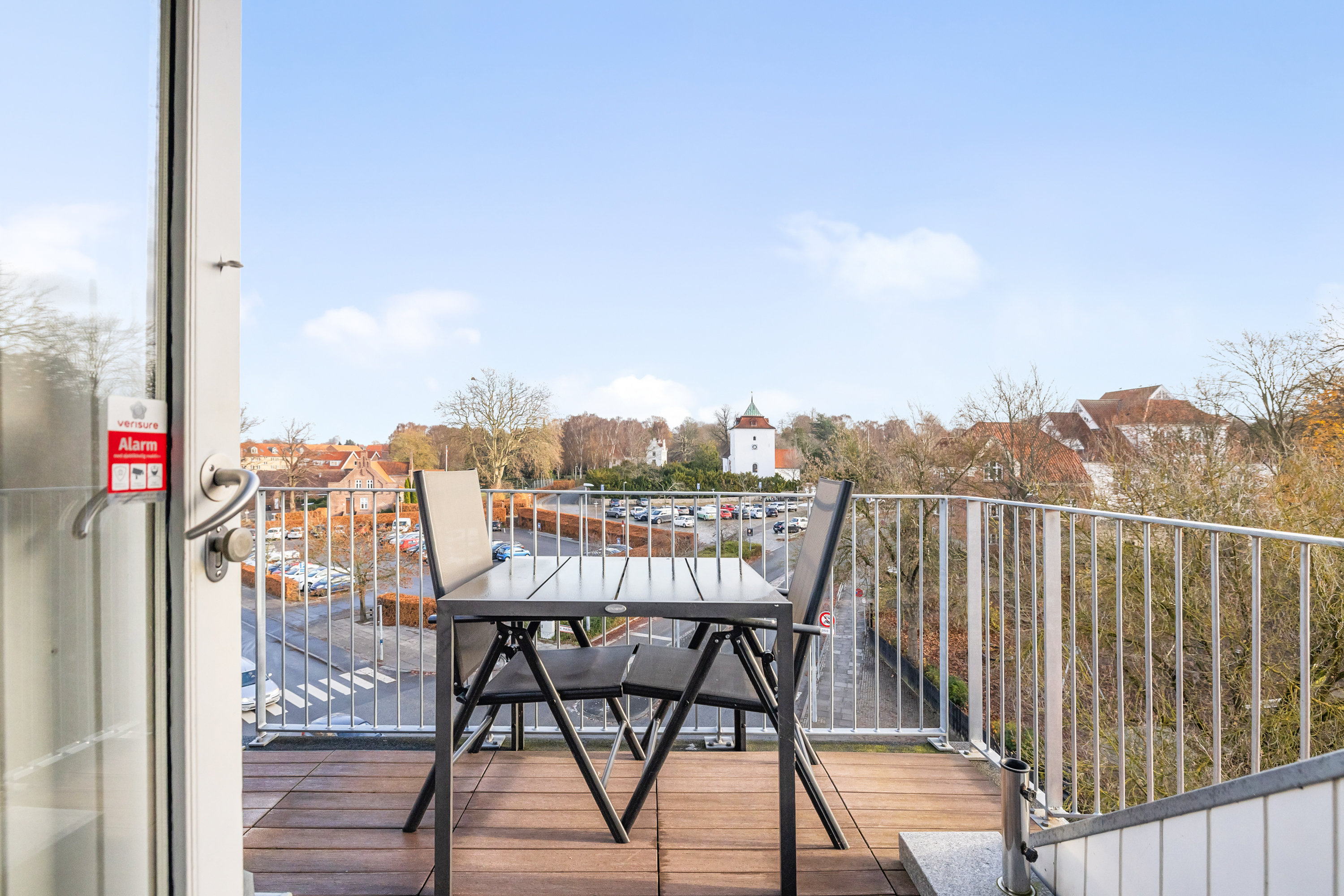 Fremhævet altan billede i fuldskærmstilstand. Billede af Fredensvej 2, 2. th., 8260 Viby J