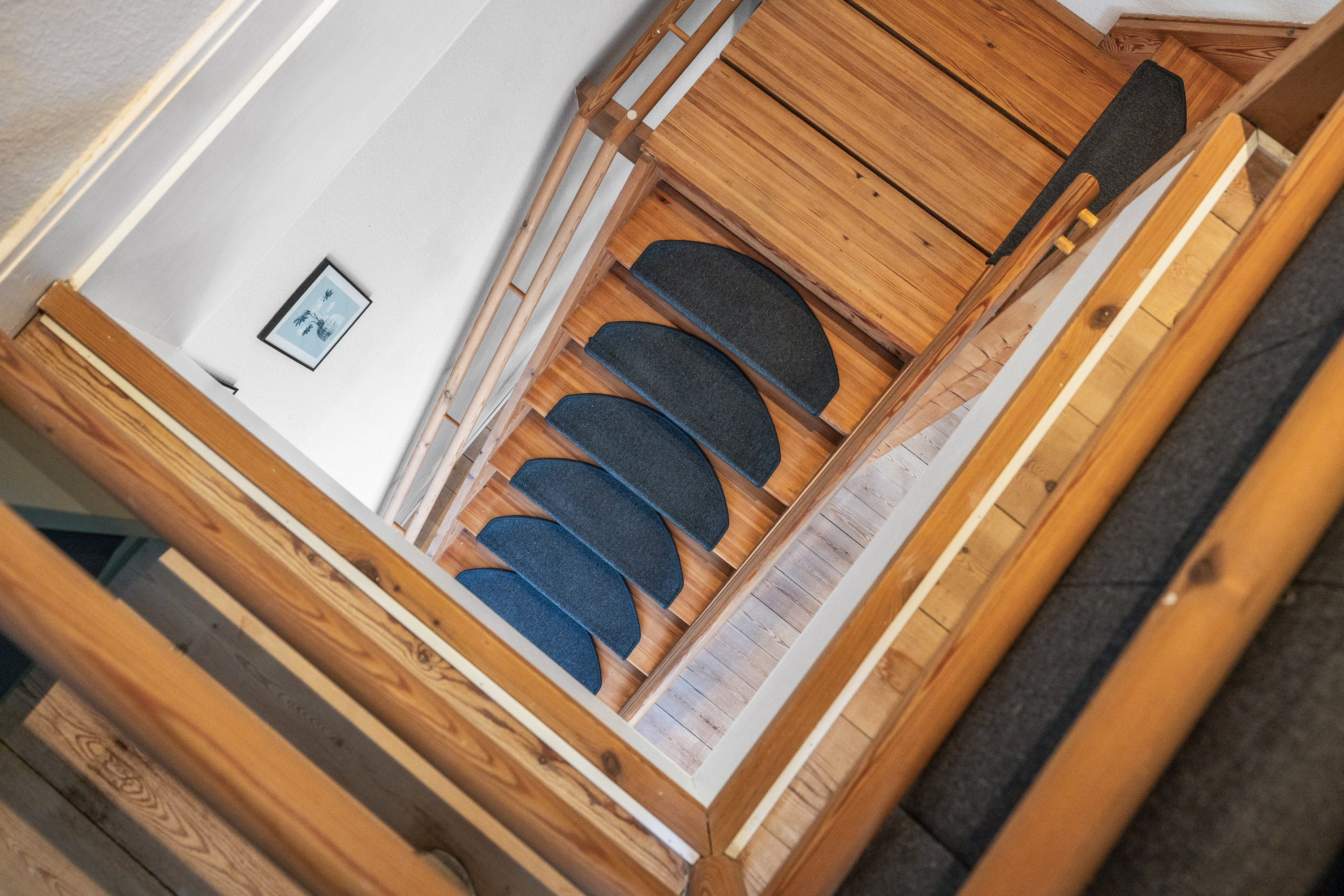 Fremhævet trappe billede i fuldskærmstilstand. Billede af Fredensvej 2, 2. th., 8260 Viby J