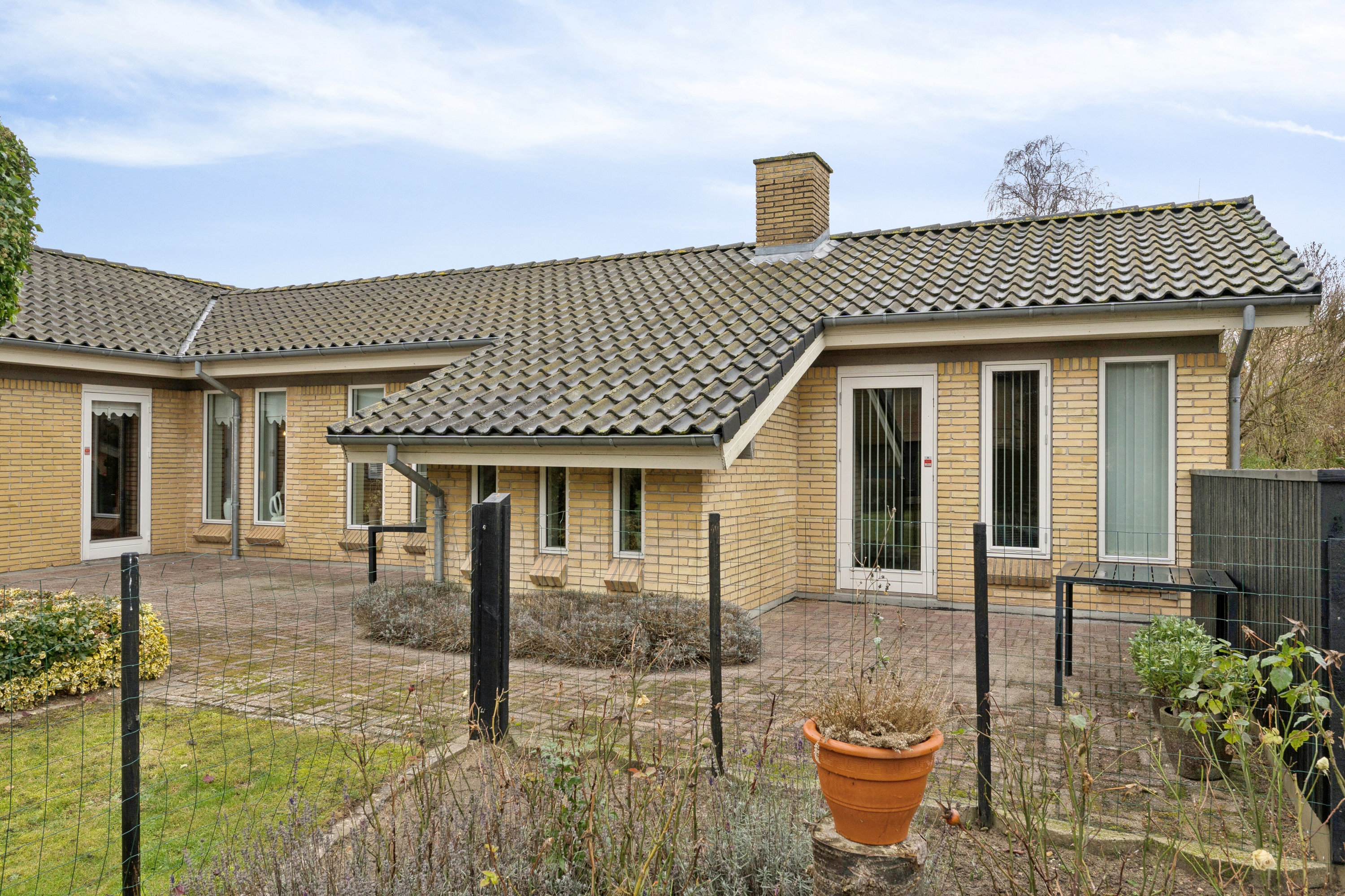 Fremhævet udendørs billede i fuldskærmstilstand. Billede af Vegavej 6, 4200 Slagelse