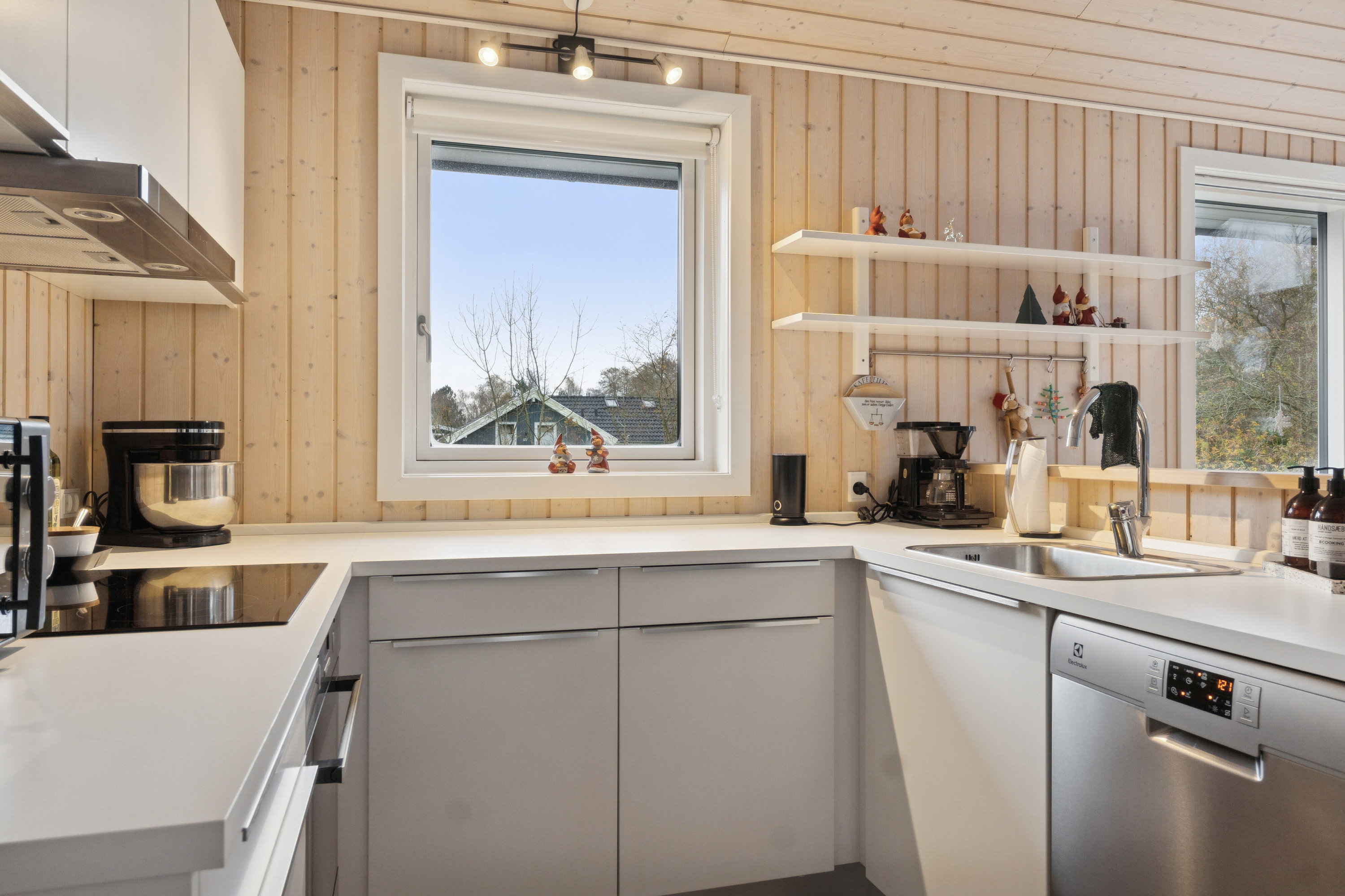 Fremhævet køkken billede i fuldskærmstilstand. Billede af Østre Strand 131, Kobæk, 4230 Skælskør