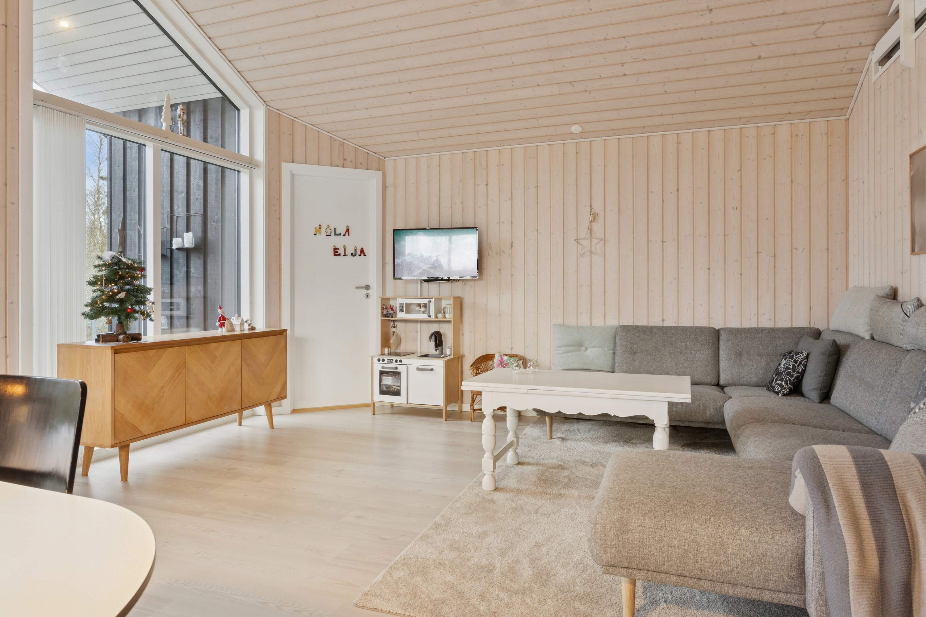 Fremhævet stue billede i fuldskærmstilstand. Billede af Østre Strand 131, Kobæk, 4230 Skælskør