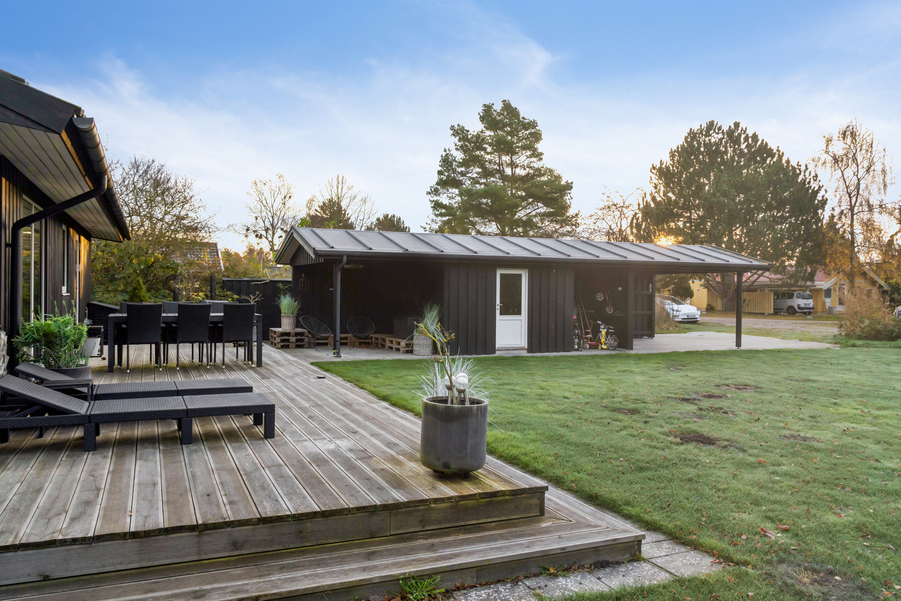 Fremhævet terrasse billede i fuldskærmstilstand. Billede af Østre Strand 131, Kobæk, 4230 Skælskør