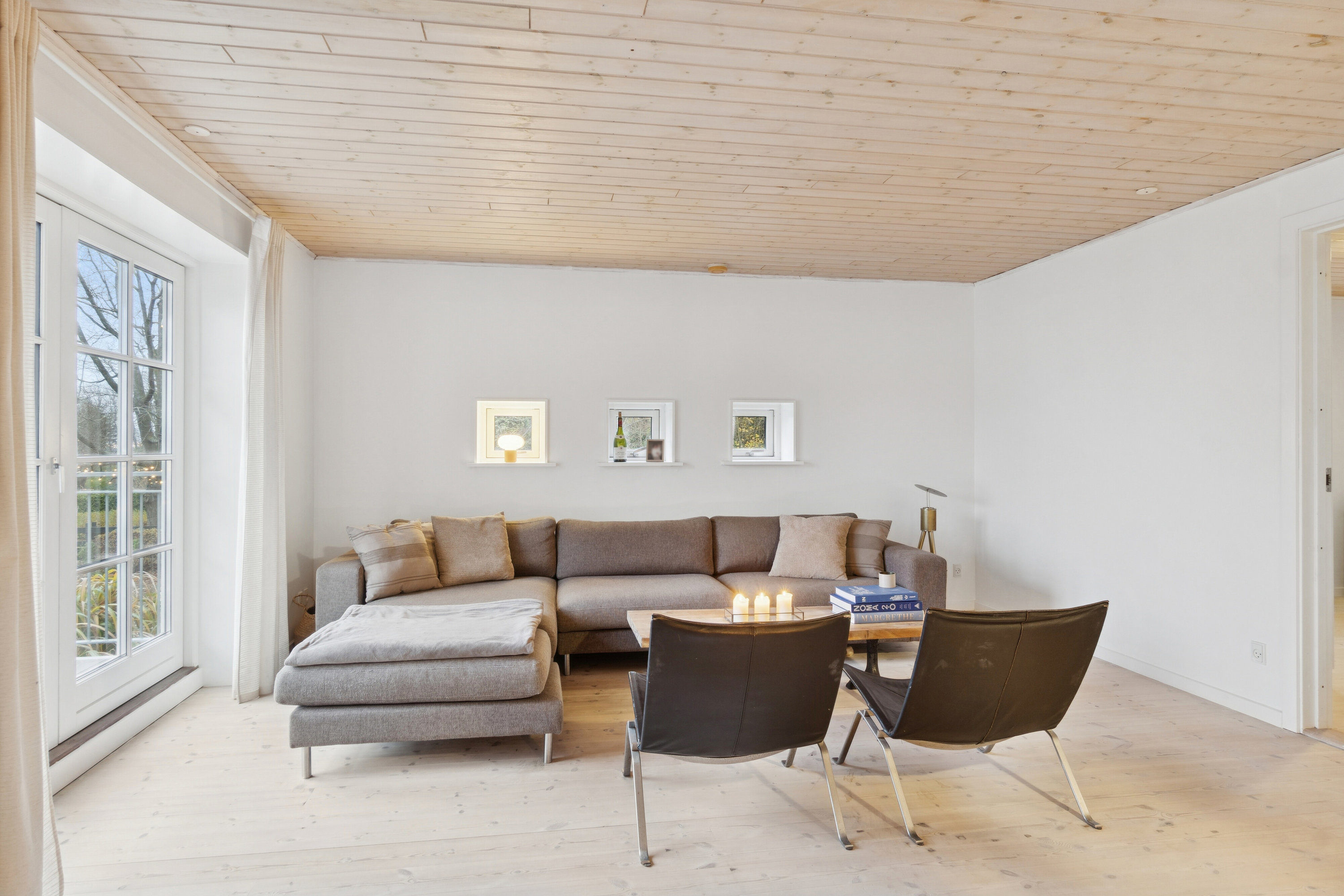 Fremhævet stue billede i fuldskærmstilstand. Billede af Røsnæsvej 169A, 1., 4400 Kalundborg