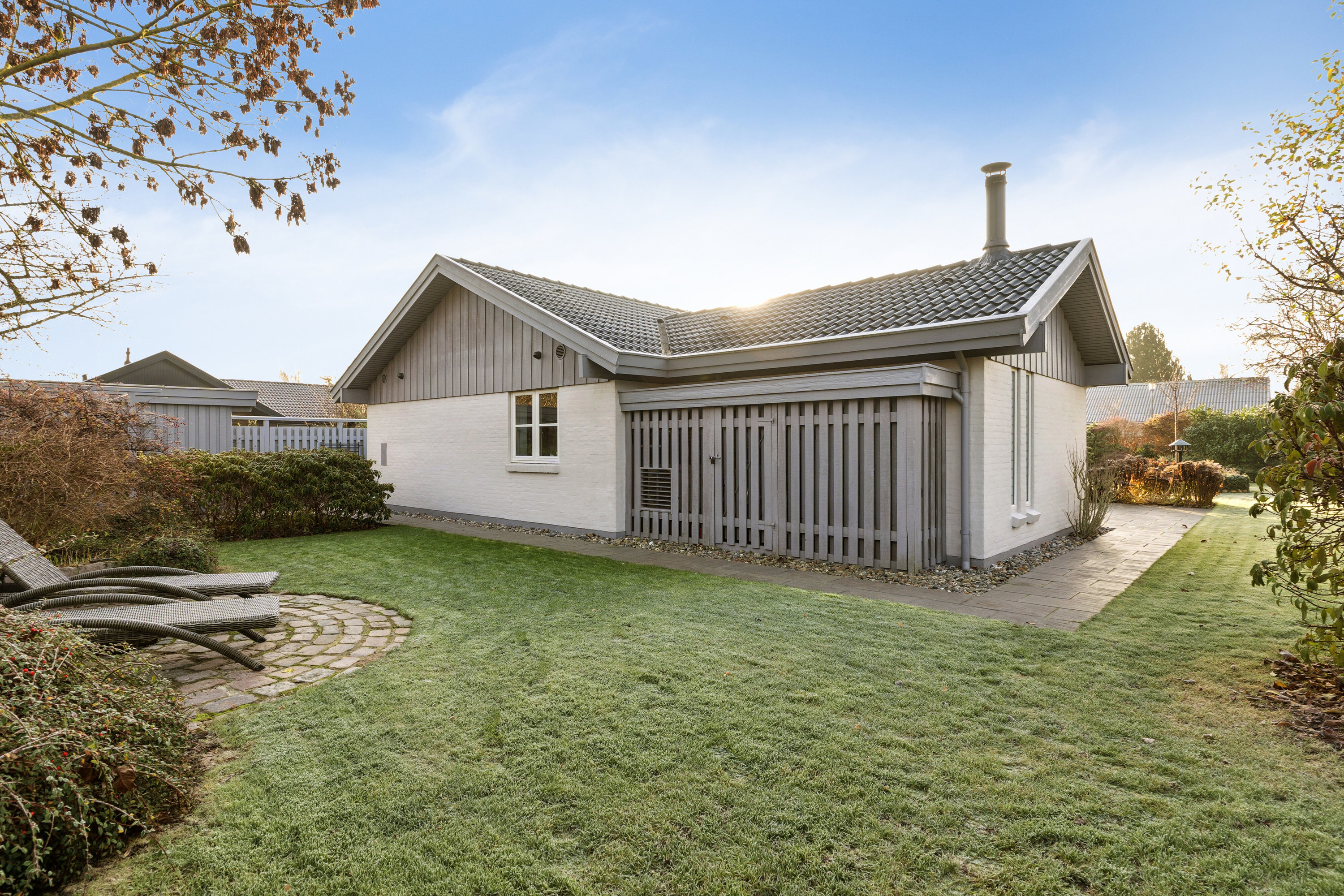 Fremhævet set fra haven billede i fuldskærmstilstand. Billede af Vingeager 9, 2600 Glostrup