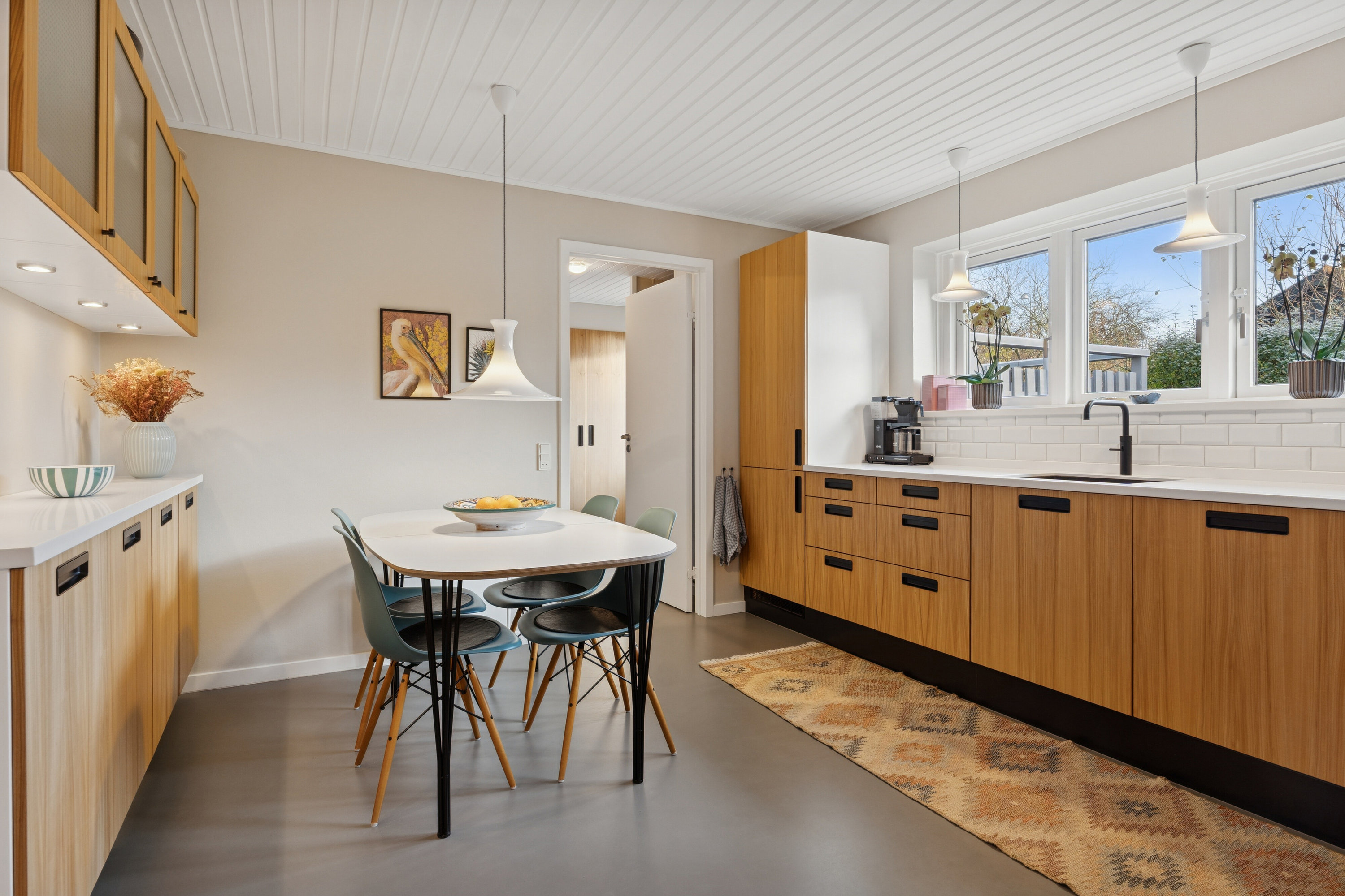 Fremhævet køkken billede i fuldskærmstilstand. Billede af Vingeager 9, 2600 Glostrup