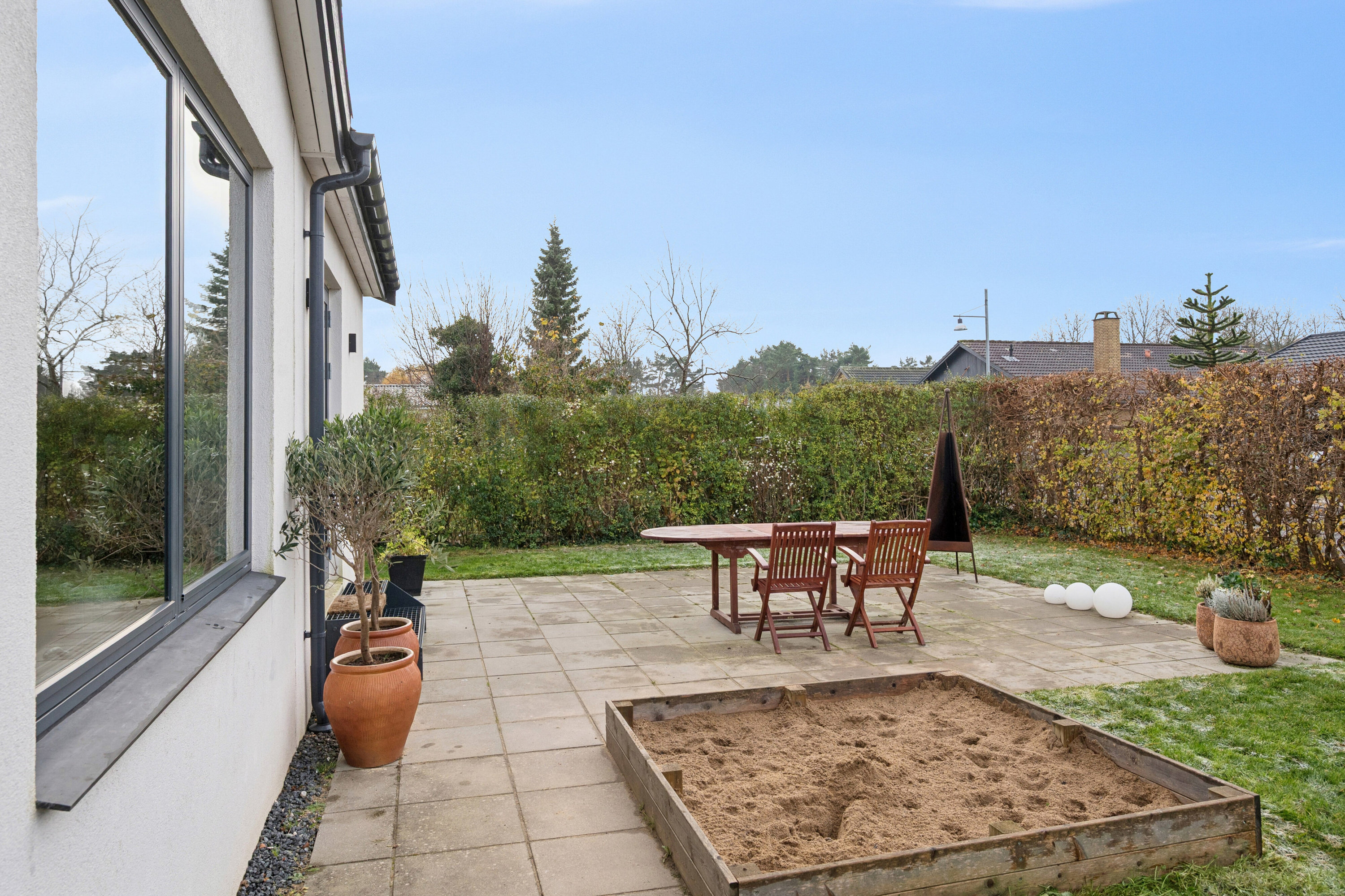 Fremhævet udendørs billede i fuldskærmstilstand. Billede af Stjernevangen 3, 2600 Glostrup