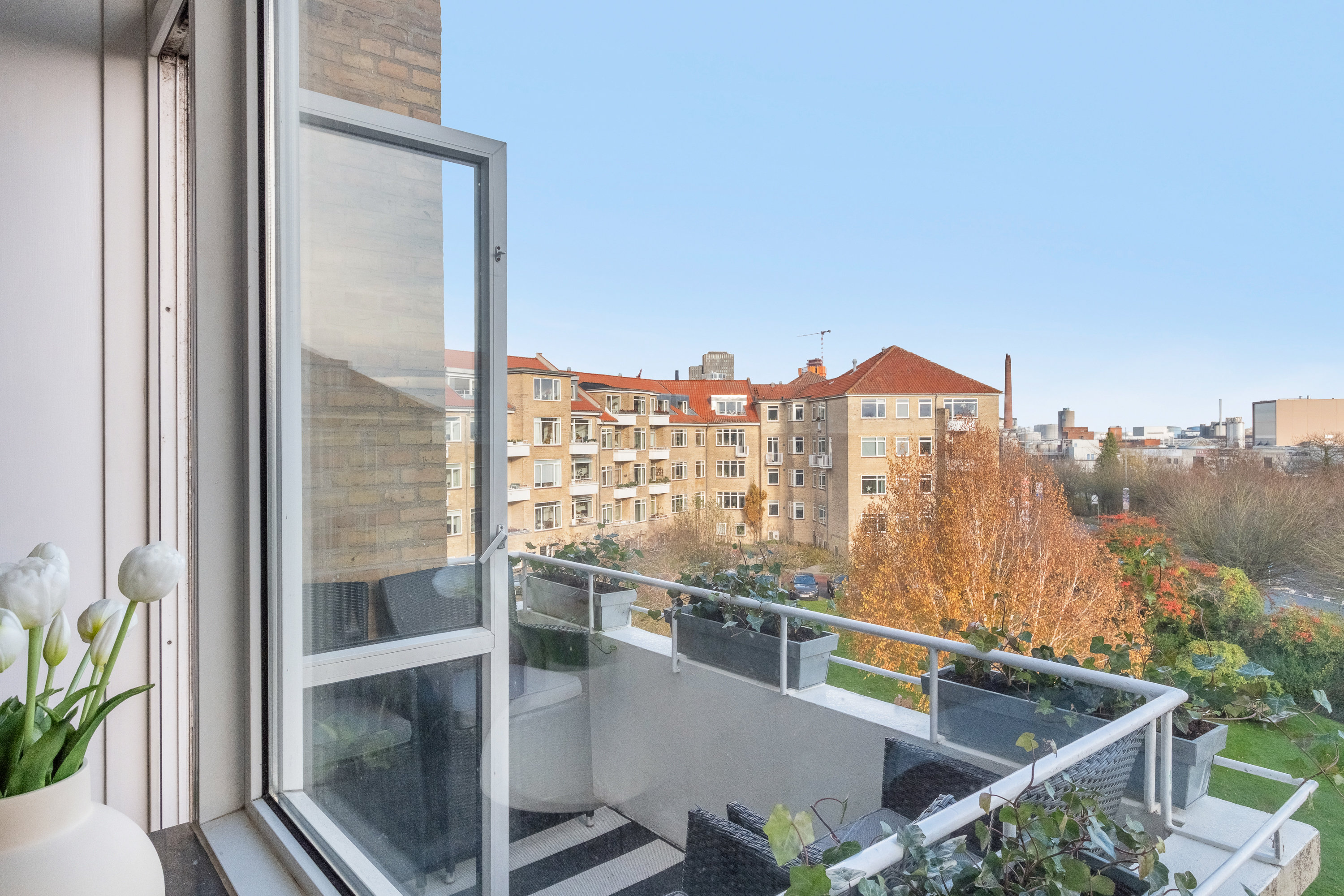 Fremhævet altan billede i fuldskærmstilstand. Billede af Kildegården 11, 2. th., 8000 Aarhus C