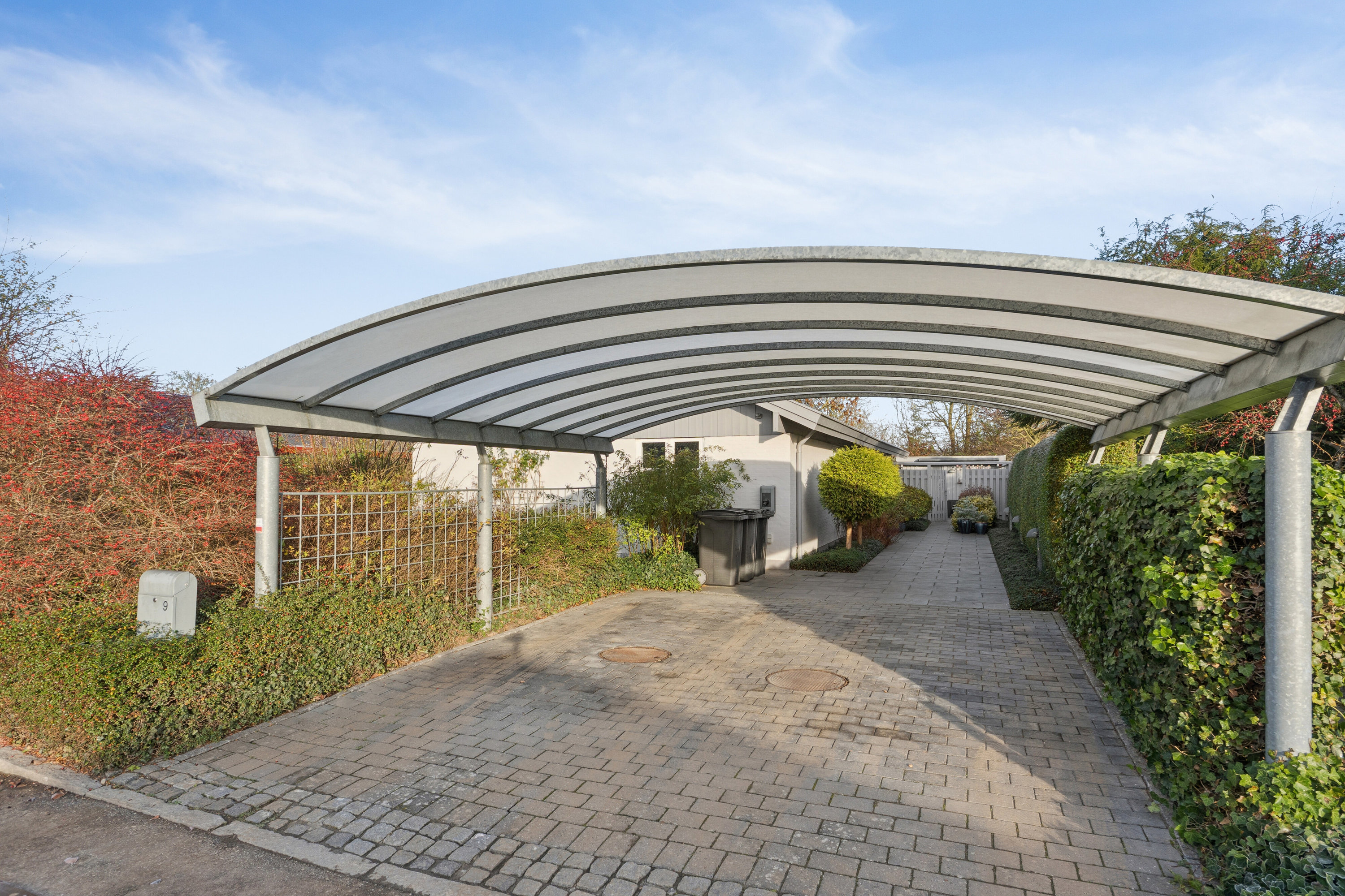 Fremhævet udendørs billede i fuldskærmstilstand. Billede af Vingeager 9, 2600 Glostrup