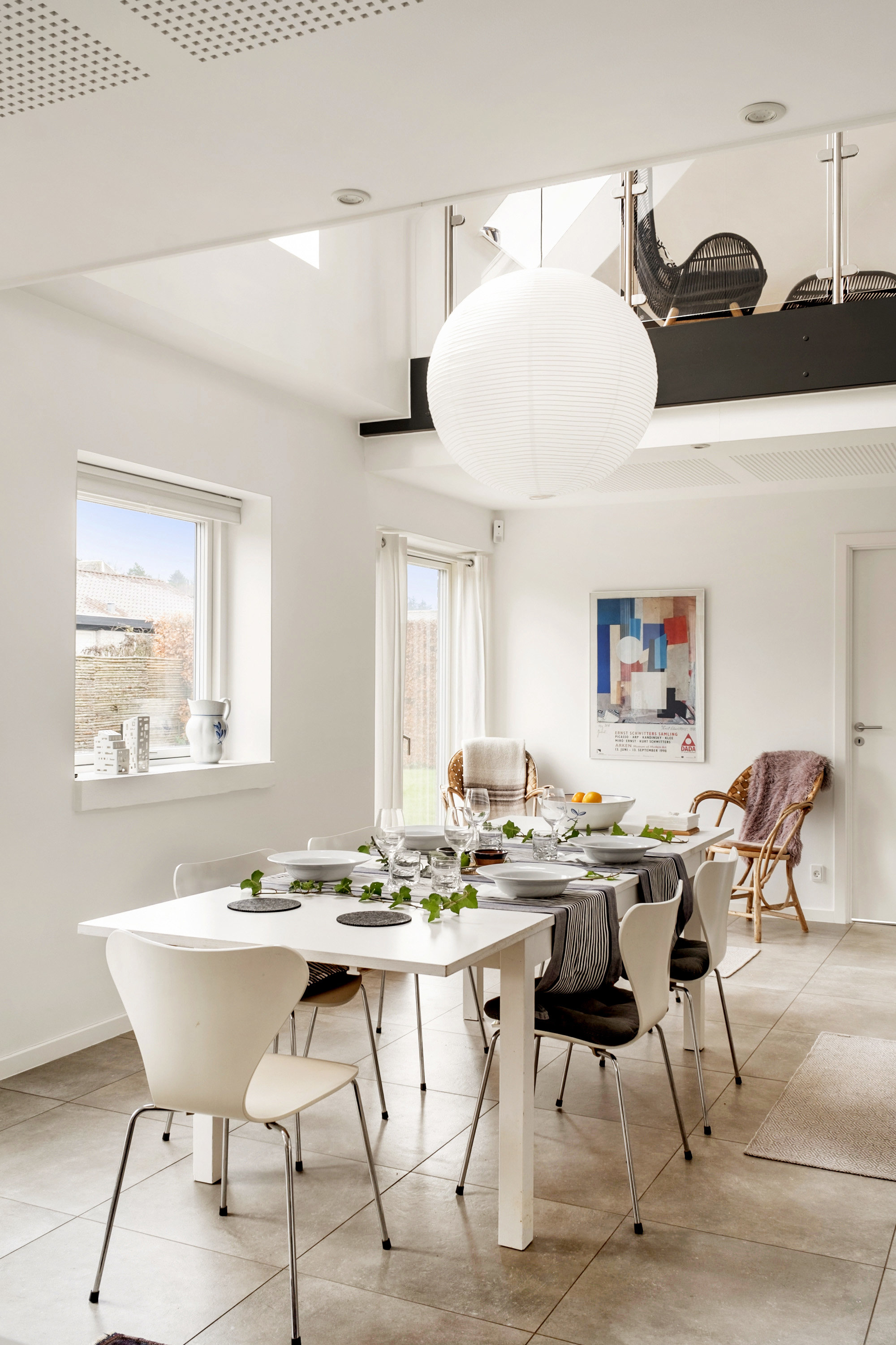 Fremhævet spisestue billede i fuldskærmstilstand. Billede af Skovkrogen 8, 3450 Allerød