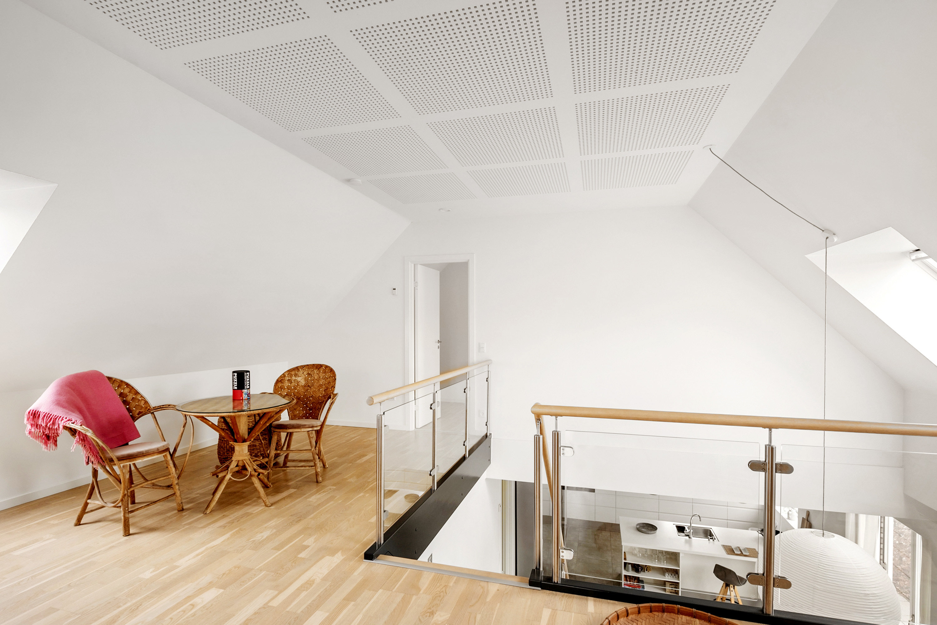 Fremhævet stue billede i fuldskærmstilstand. Billede af Skovkrogen 8, 3450 Allerød