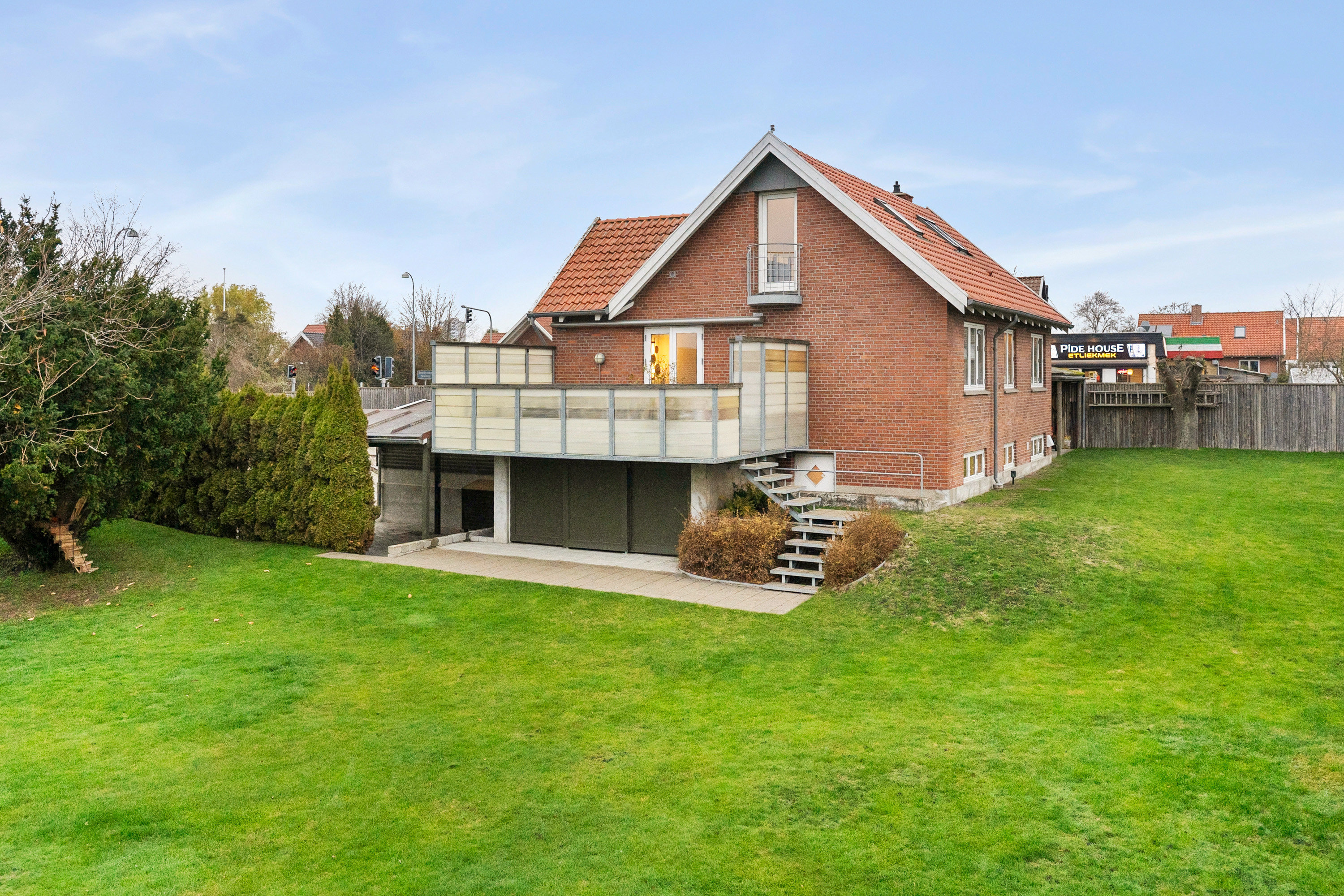 Fremhævet ejendommen billede i fuldskærmstilstand. Billede af Gammel Køge Landevej 759, 2660 Brøndby Strand