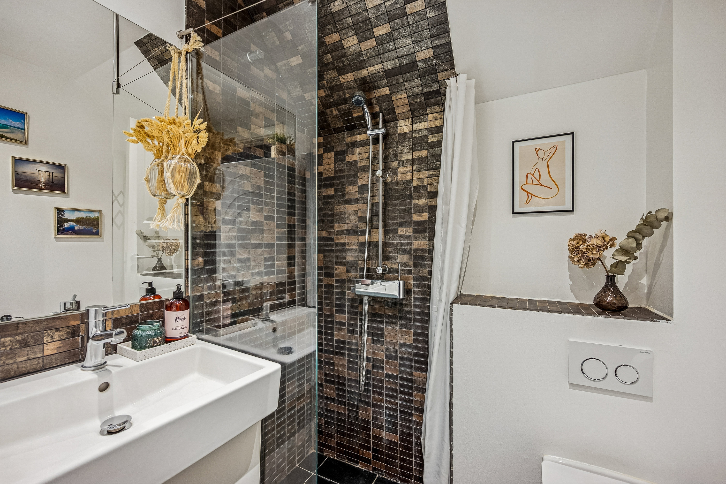 Fremhævet  billede i fuldskærmstilstand. Billede af Vigerslev Allé 19, 5., 2500 Valby