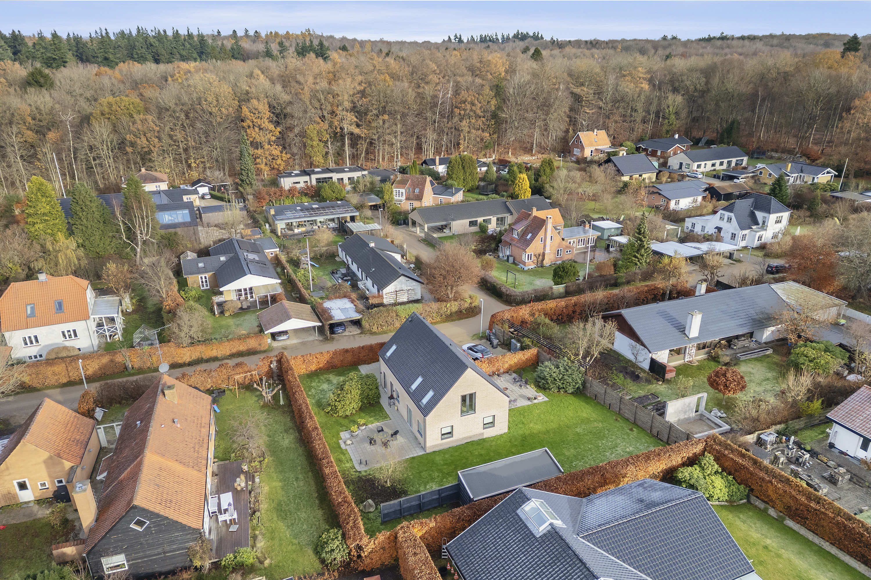 Fremhævet område billede i fuldskærmstilstand. Billede af Skovkrogen 8, 3450 Allerød