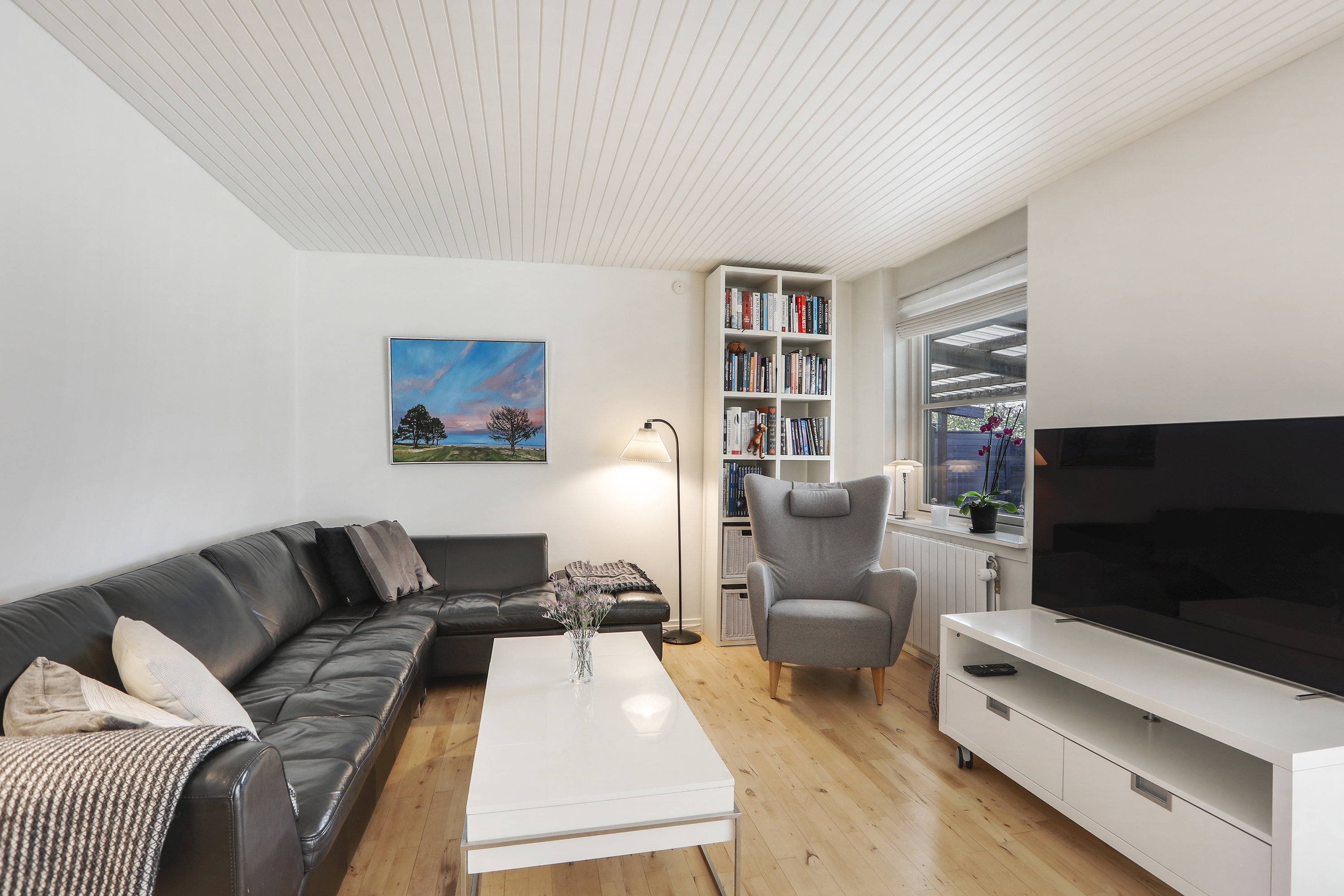 Fremhævet stue billede i fuldskærmstilstand. Billede af Vibyvej 5, 2740 Skovlunde