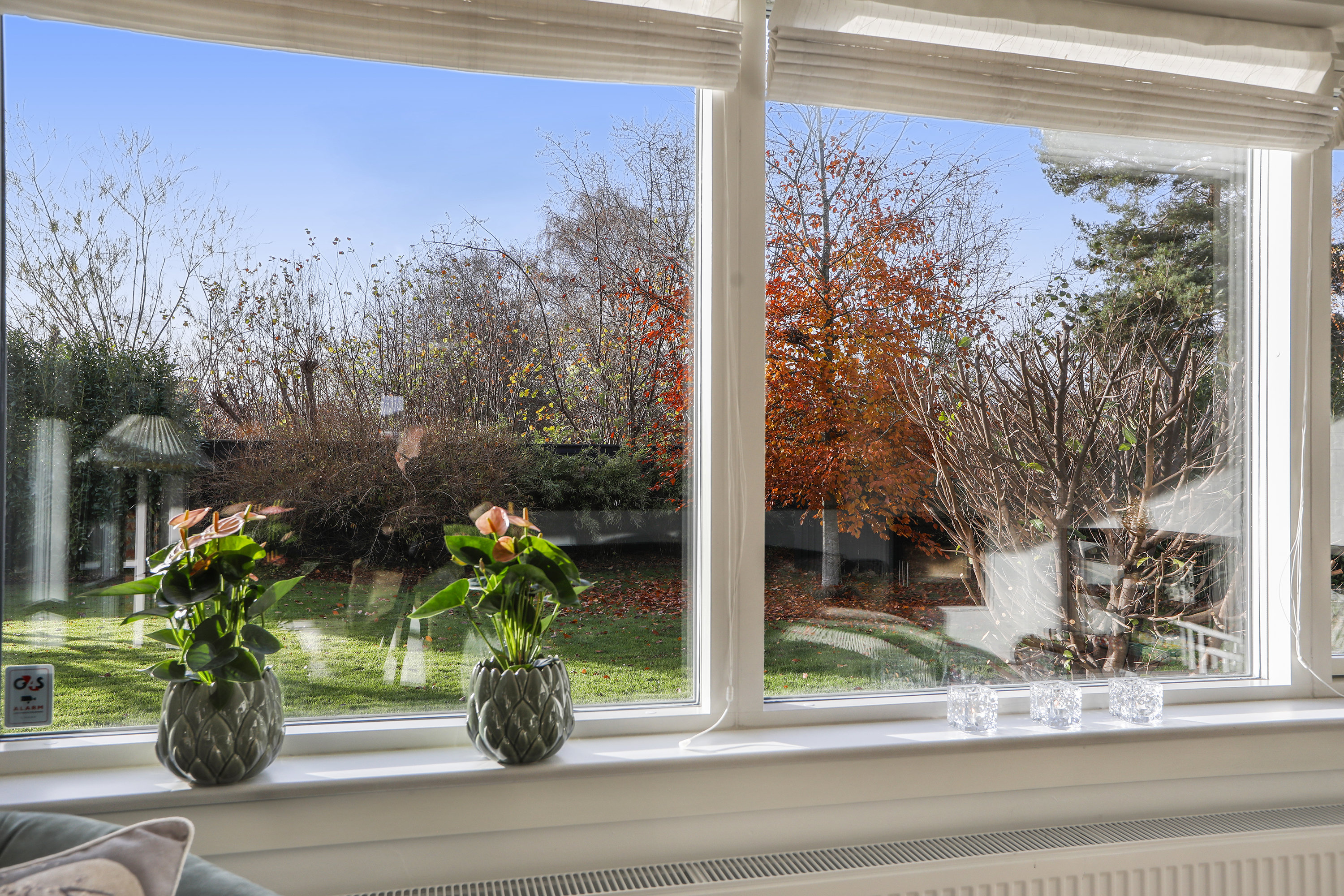 Fremhævet stue billede i fuldskærmstilstand. Billede af Vibyvej 5, 2740 Skovlunde