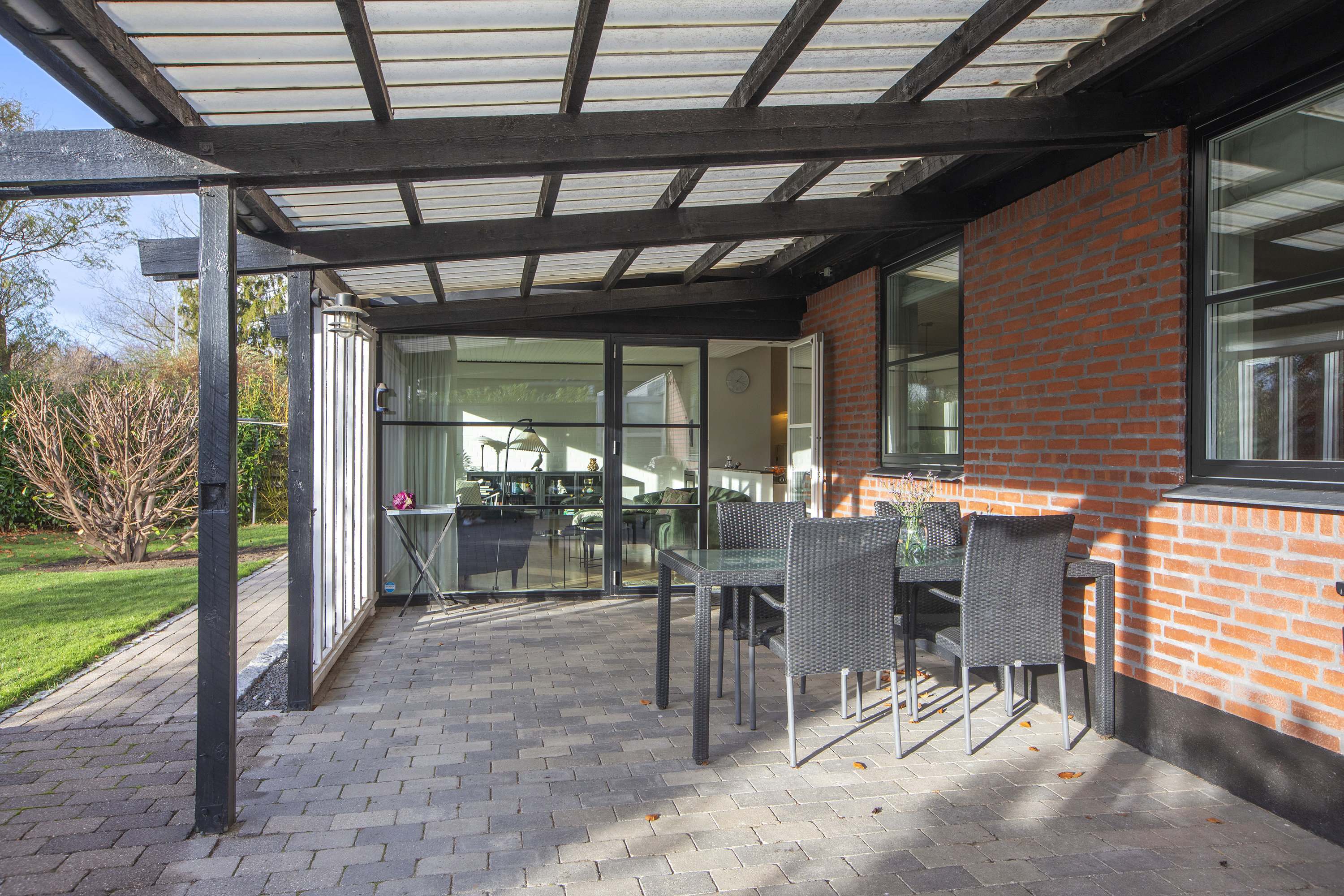 Fremhævet terrasse billede i fuldskærmstilstand. Billede af Vibyvej 5, 2740 Skovlunde