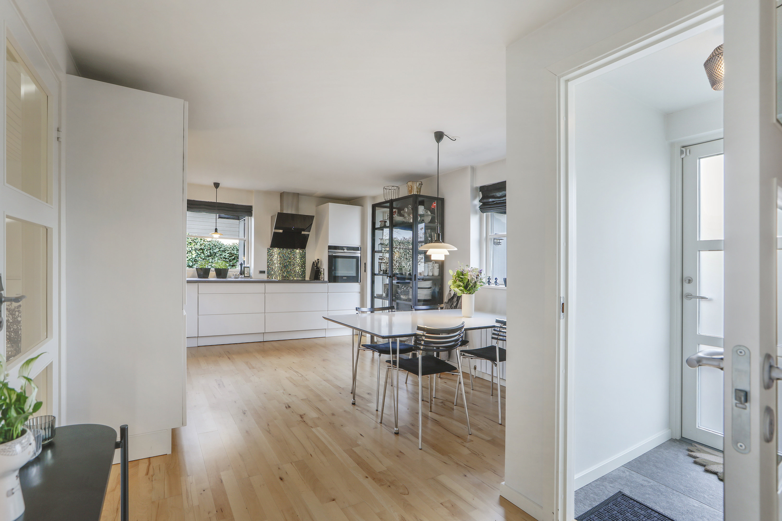 Fremhævet køkken billede i fuldskærmstilstand. Billede af Vibyvej 5, 2740 Skovlunde