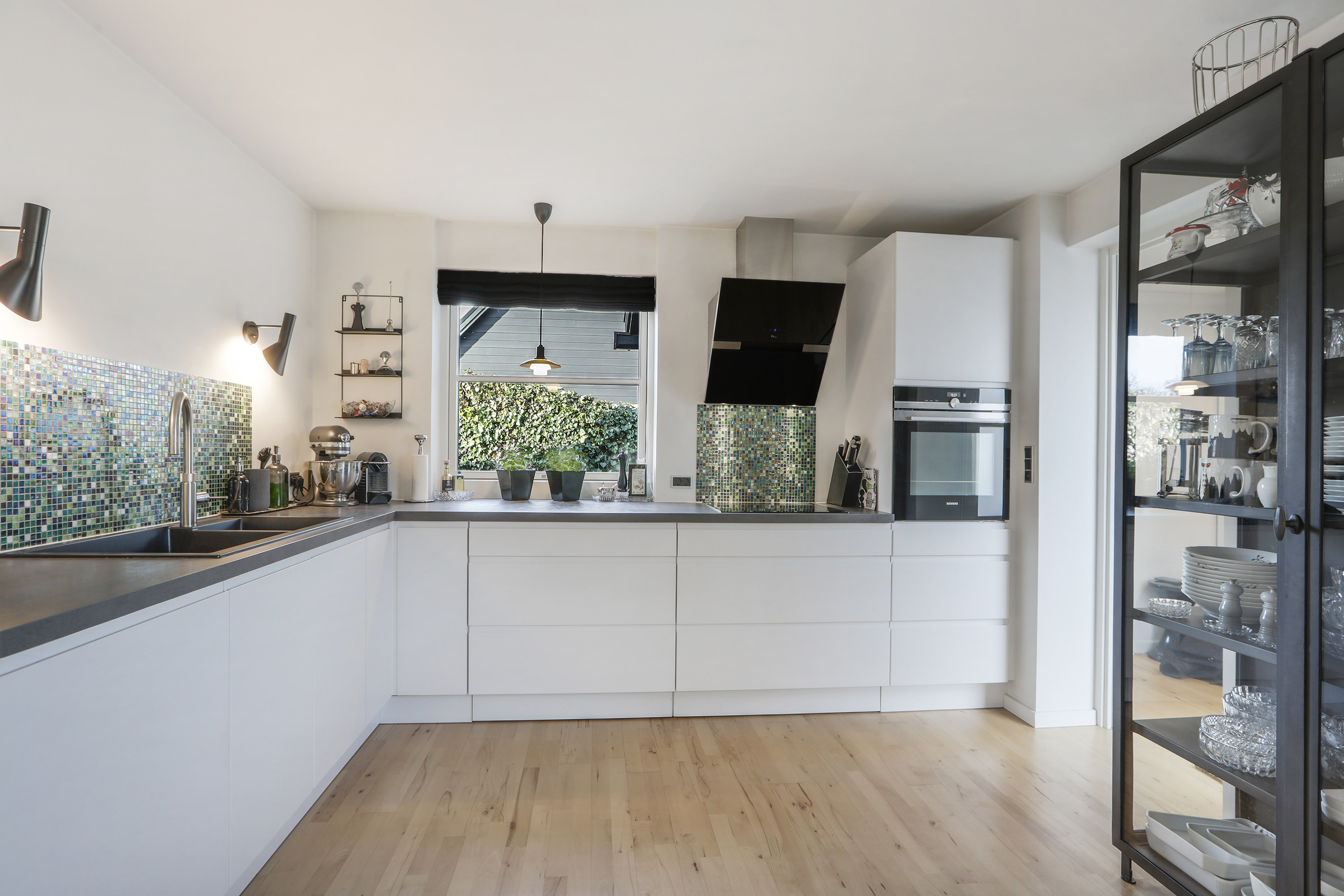 Fremhævet køkken billede i fuldskærmstilstand. Billede af Vibyvej 5, 2740 Skovlunde